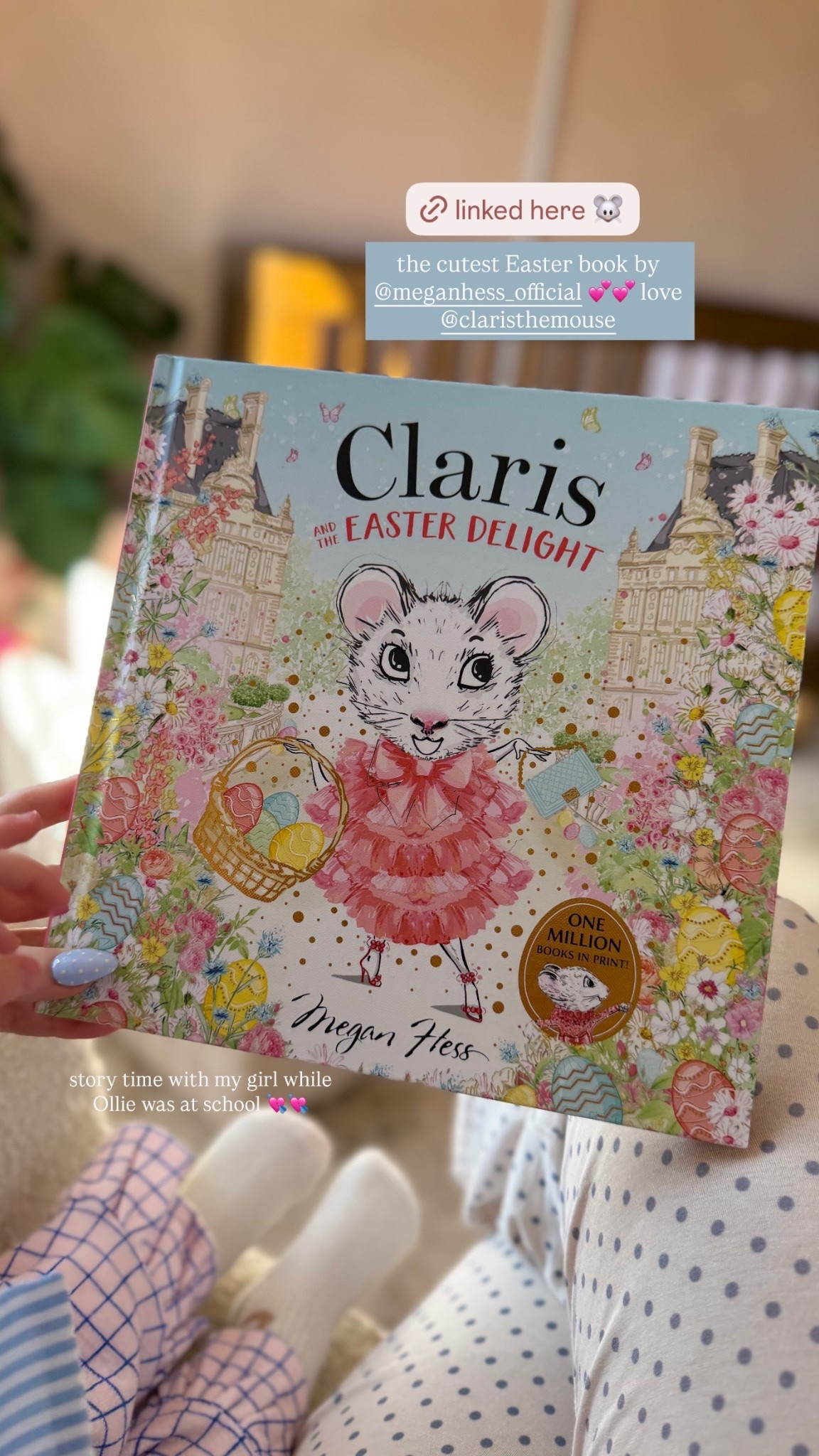 the cutest Easter book by @meganhess_official 💕💕 love @claristhemouse  story time with my girl while Ollie was at school 💘💘