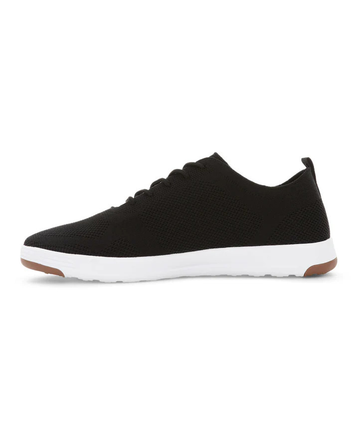 Tread Sneaker | Perry Ellis