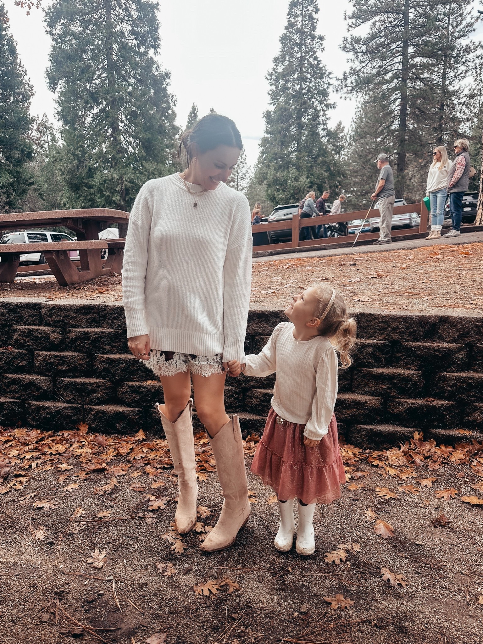 Apple hill with my girl #oldnavy #amazon

#LTKCyberWeek #LTKStyleTip #LTKHoliday