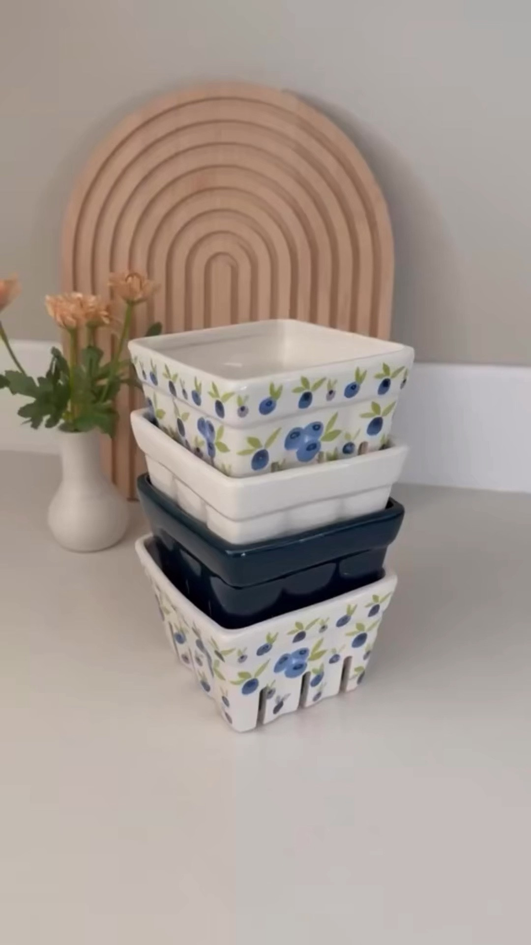 ceramics for berries storage
amazon ceramics 
kitchen.
