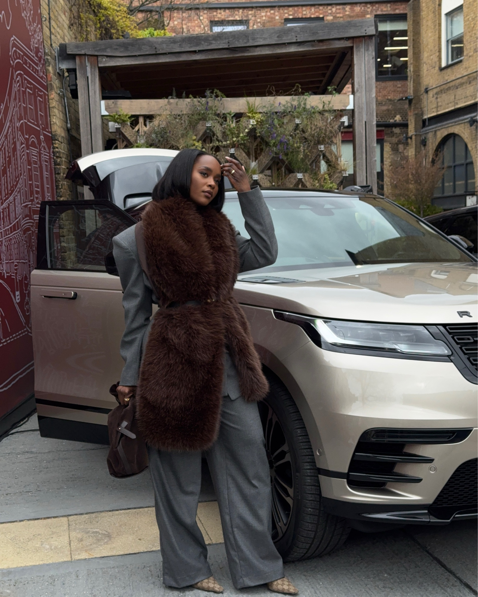 Outfit of the day with Rangerover 

#LTKspring #LTKmodest #LTKluxury