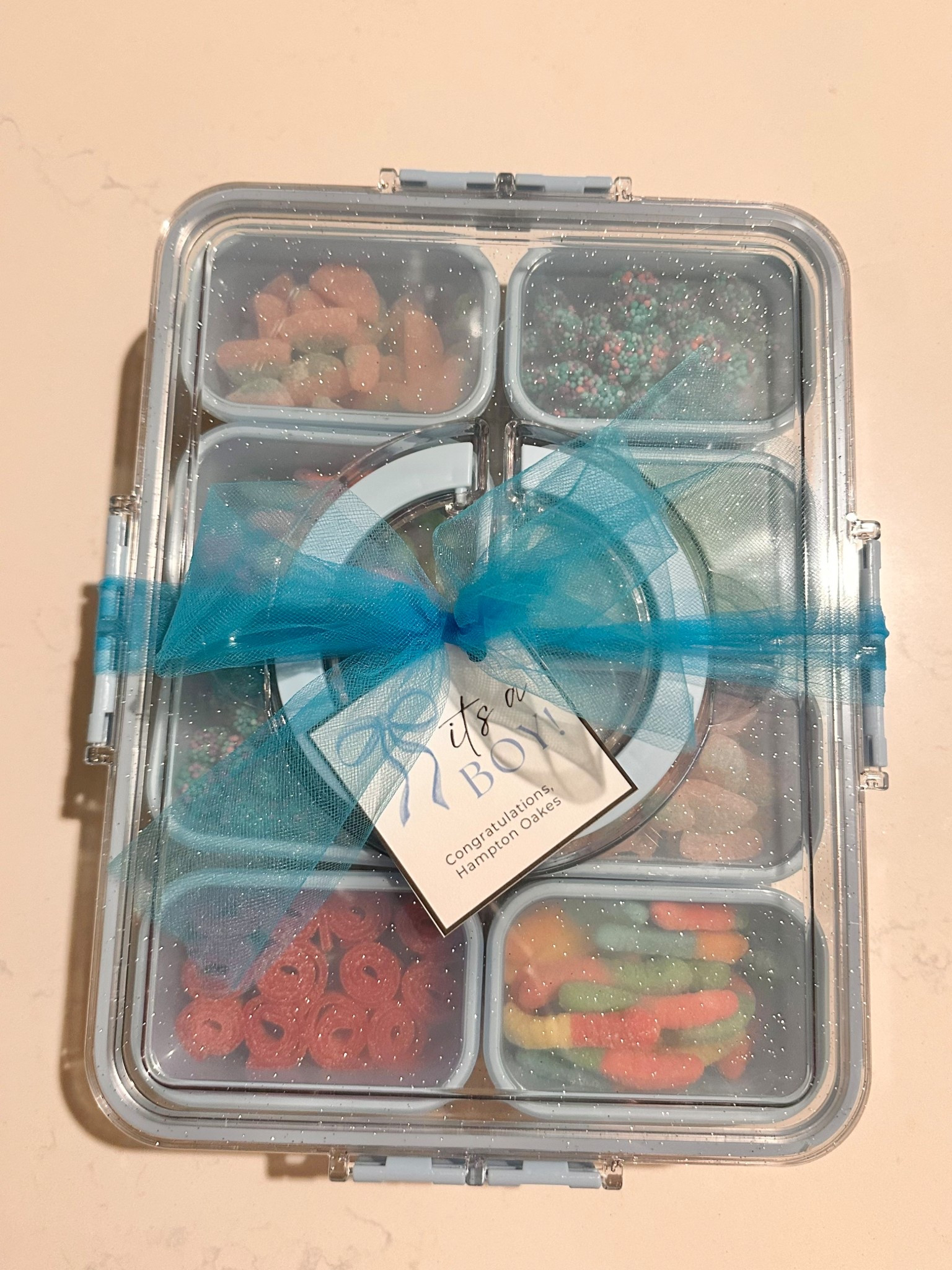 Blue with sparkles 💙 8 container snackle box! Comes in 4 colors 



#LTKKids #LTKfoodie #LTKmomlife