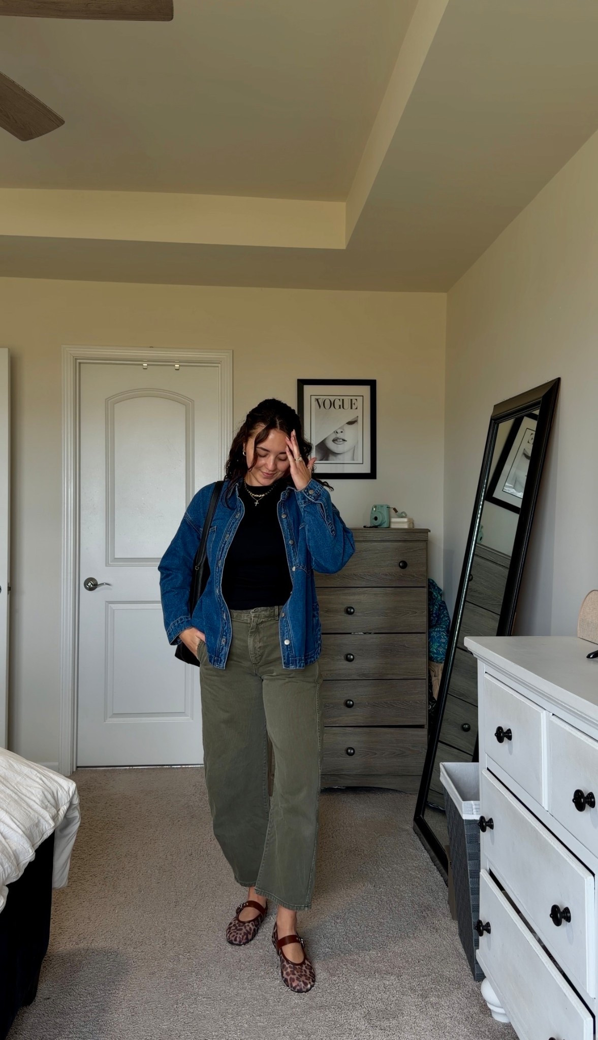 What I’m wearing as a 27 year old Mom 🤍

#LTKootd #LTKmomlife #LTKgrwm