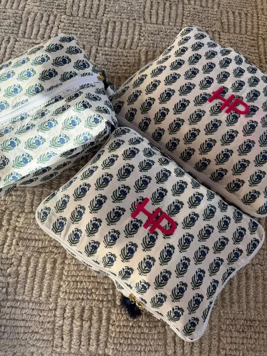 My favorite personalized packing cubes! Great gift idea !