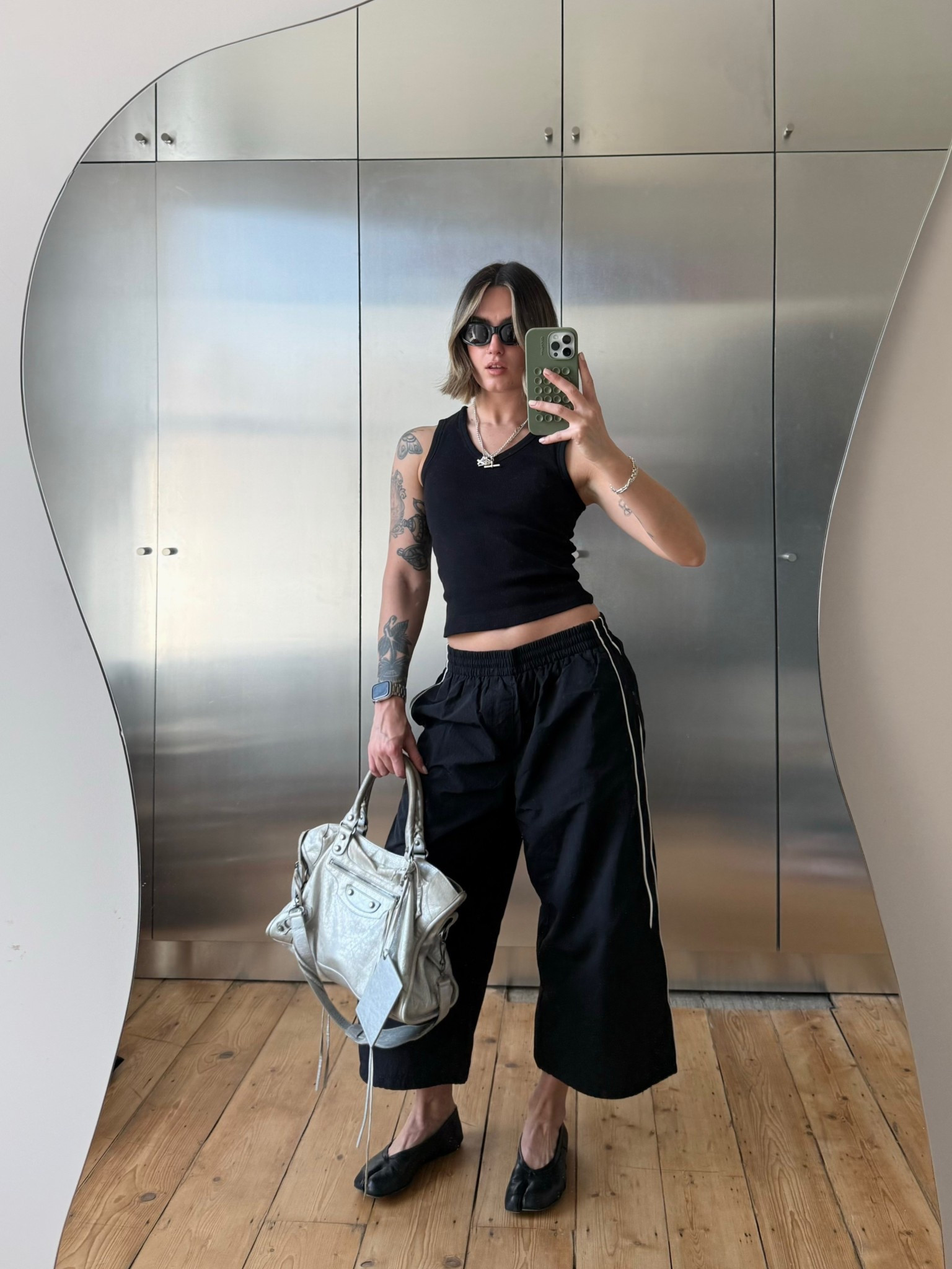 Capri trousers, capris, black vest, v neck vest

#LTKsummer #LTKspring #LTKuk