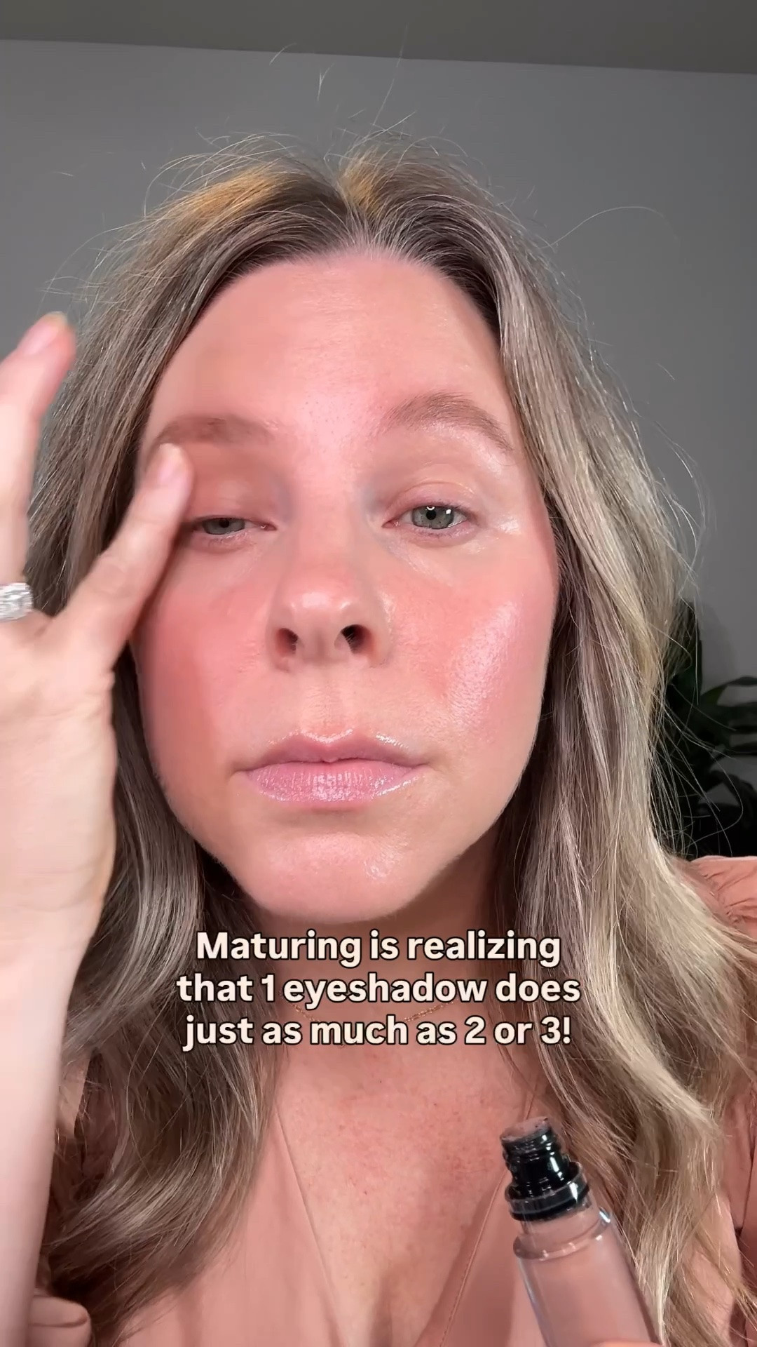 The amount of eyeshadows that used to apply in my 20s and 30s 😳 lols! Now, I’m mostly a one shadow gal. I love liquid eyeshadows because they are so easy to apply and it takes like less than 30 seconds. If you haven’t tried liquid eyeshadows, let this be your sign! I love this one from @armanibeauty ! Shade 22
#makeupformatureskin #makeupformaturewomen #easymakeup

#LTKmorningroutine #LTKOver40 #LTKBeauty