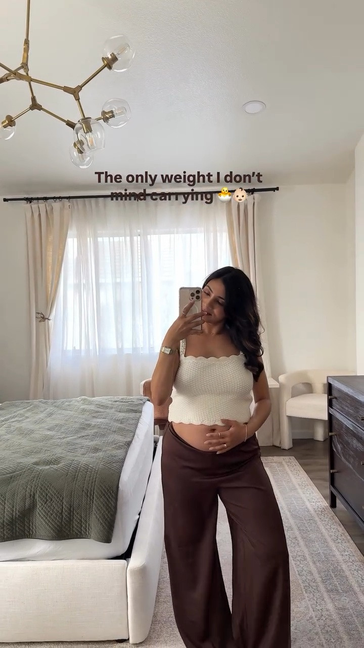 Bump fit
#pregnancy #thirdtrimester #firsttimemommy #momtobe❤️ #pregnant

#LTKmomlife #LTKootd #LTKSaleAlert