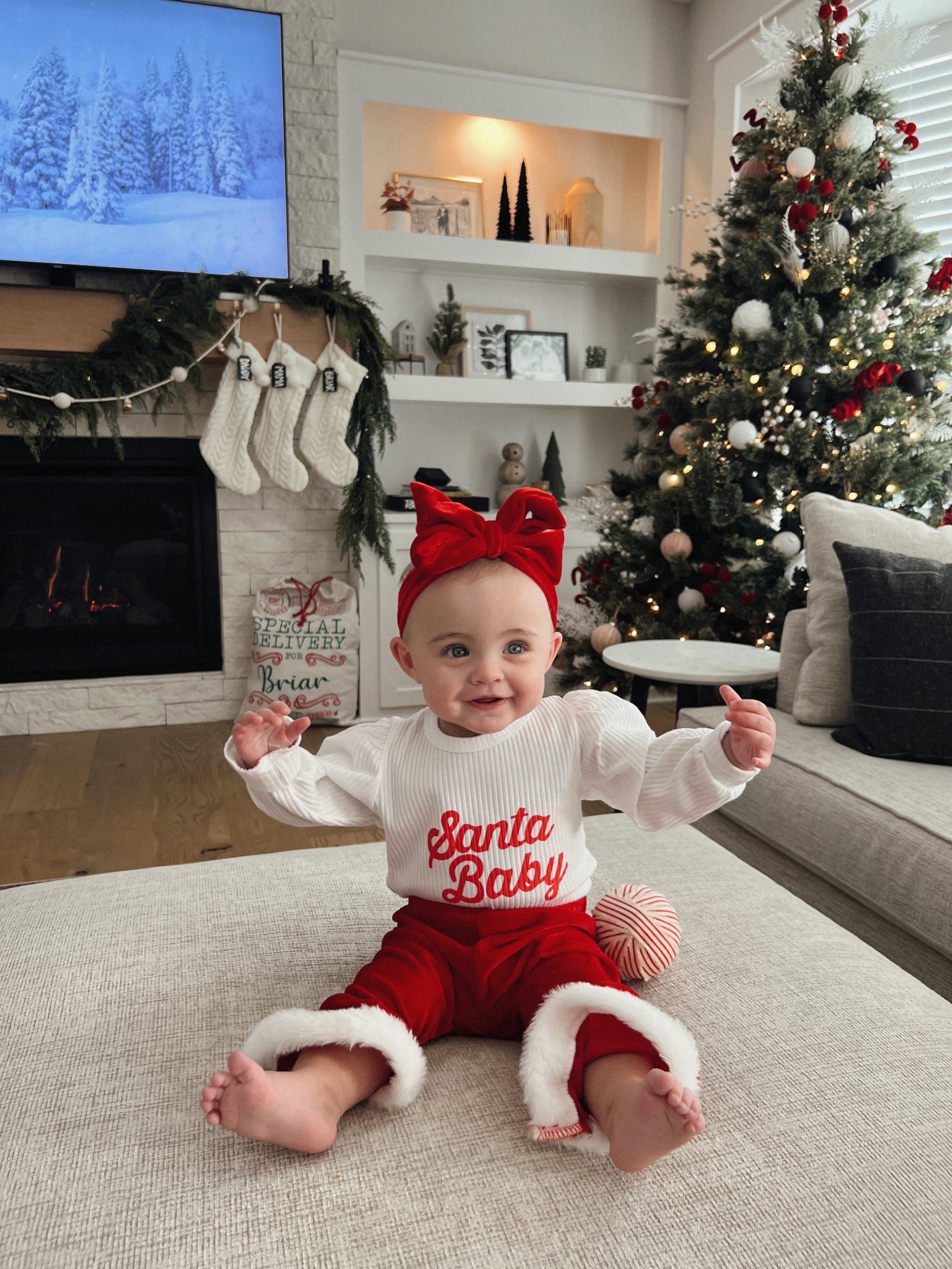 One of my all time favorite outfits 🥹❤️ I can’t find this exact one anymore, but I linked a couple similar ones! 

#LTKmomlife #LTKHoliday #LTKootd