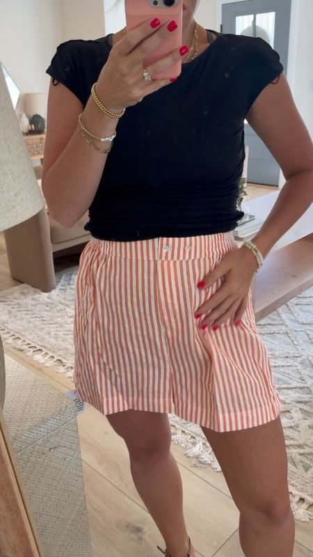 ASOS shorts! They’re a mix between a boxer and a trouser and come in two colors! AND they’re on sale! I’m wearing a size 6 and wouldn’t have gone smaller!

#LTKFindsUnder50 #LTKSaleAlert #LTKStyleTip