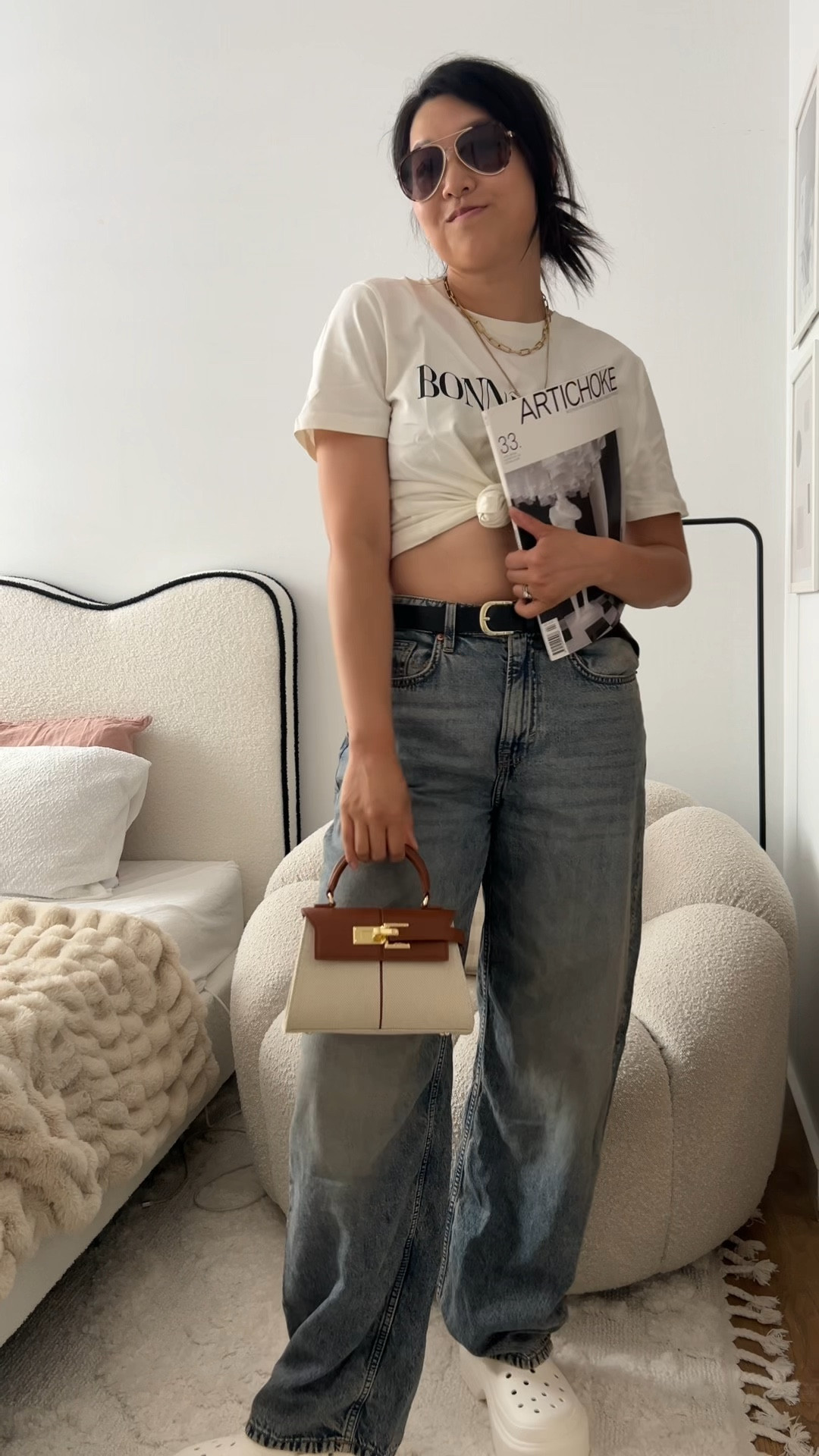 Baggy jeans look 👖

#summeroutfit #baggjeans #tee #paris #handbag #crocs #australianfashion #sydneyfashionblogger 

#LTKsummer #LTKstyletip #LTKaustralia