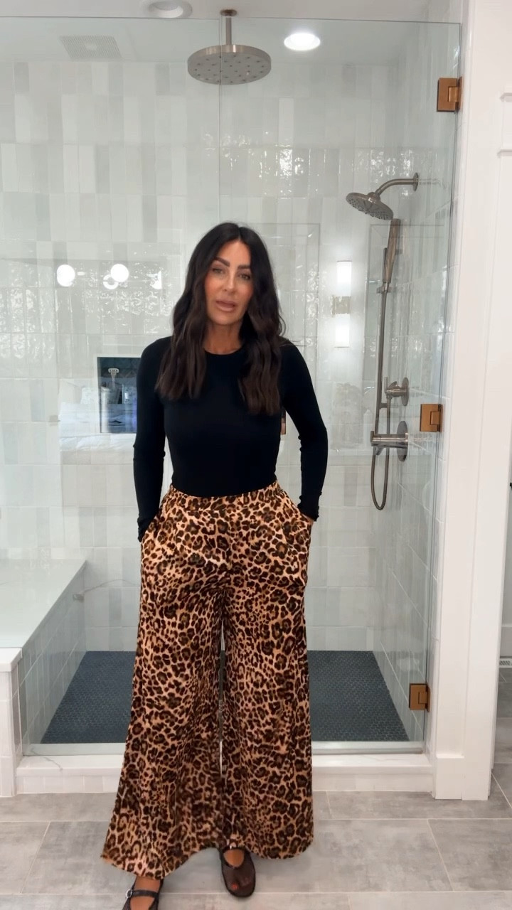 Leopard pants | mesh flats | Walmart fashion 


#LTKFindsUnder100 #LTKFindsUnder50 #LTKStyleTip