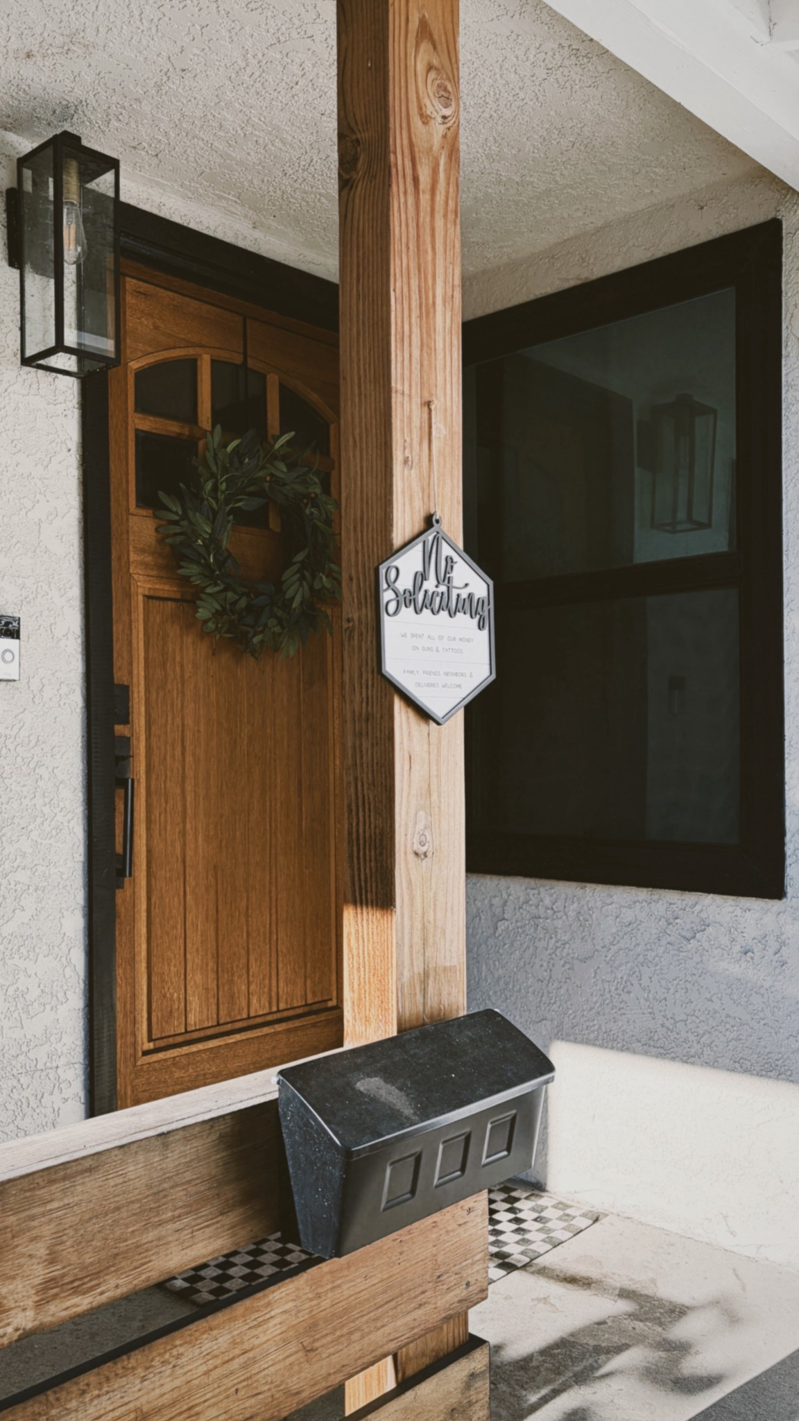 love this olive wreath 🖤

#LTKmomlife #LTKHome #LTKFindsUnder50