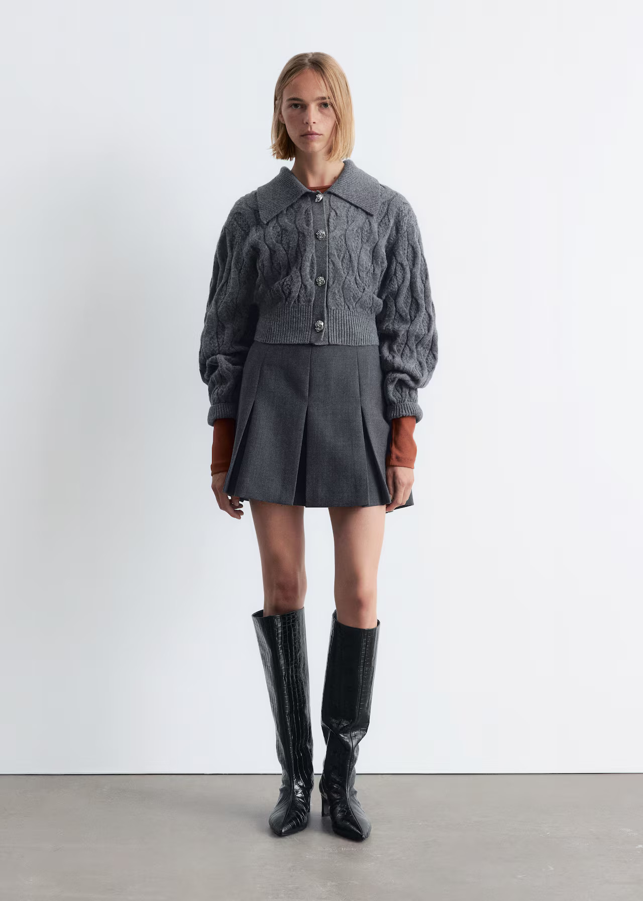 Strickjacke aus Wollmix mit Zopfmuster | H&M (DE, AT, CH, NL, FI)