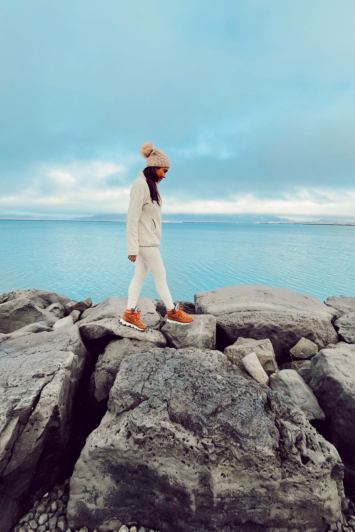 Vacation outfit 
Winter outfit 
Beige leggings 
Beige beanie 
Patagonia pullover 
Snow boots 


#LTKshoecrush #LTKstyletip #LTKtravel