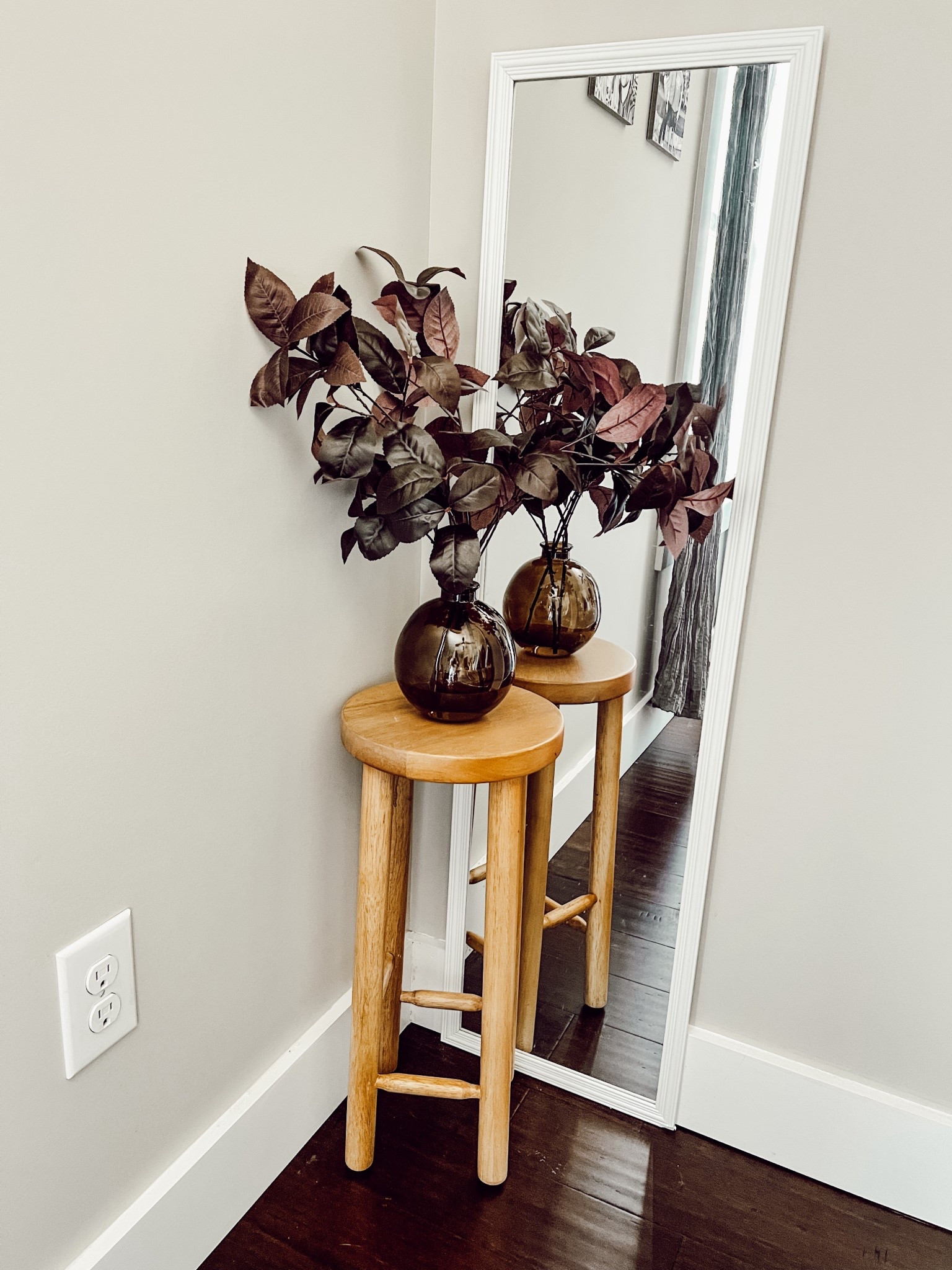 Loving this beautiful faux fall arrangement in the corner of the guest bedroom! 🍁 

#LTKHome #LTKSeasonal