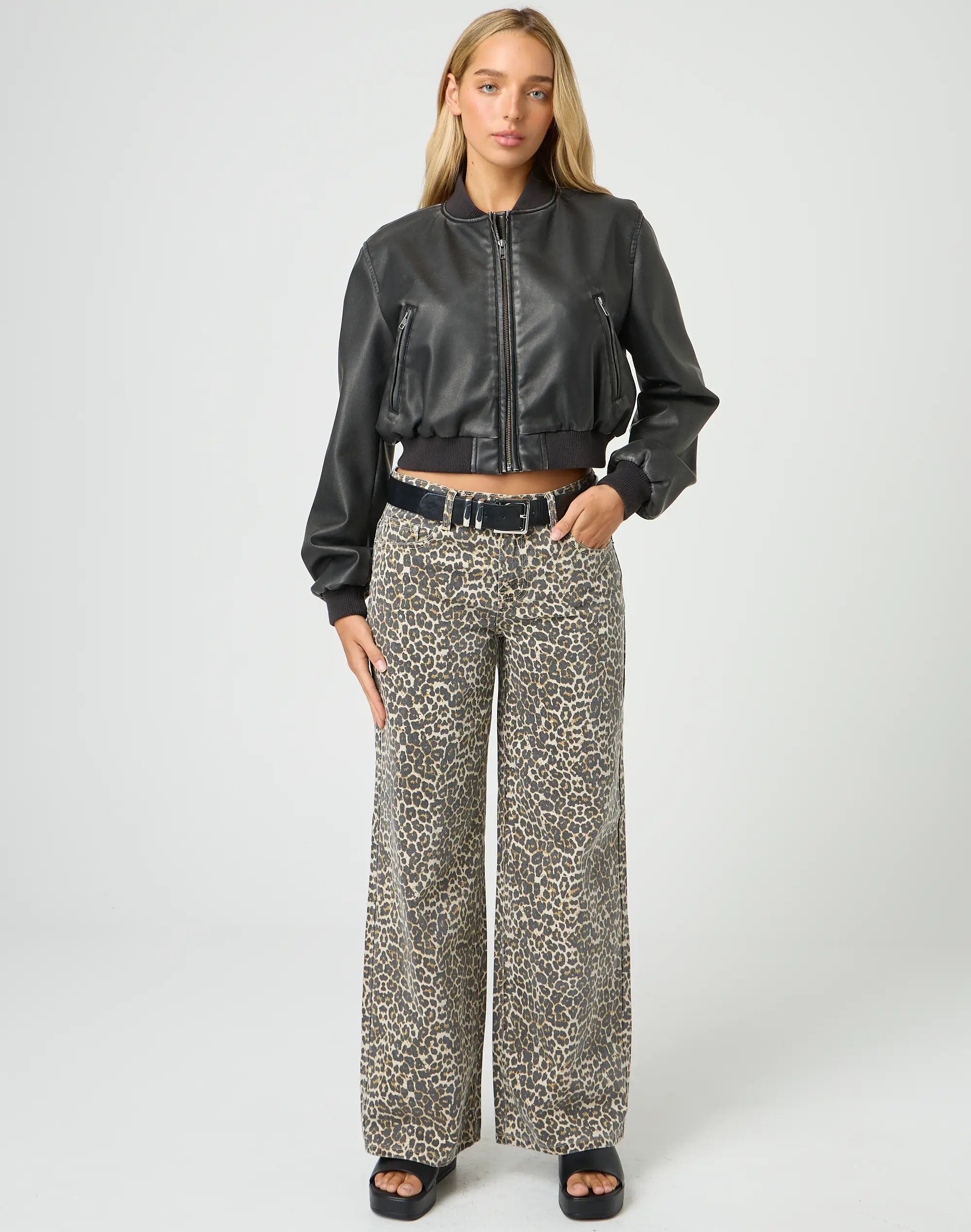 Low Rise Wide Leg Leopard Jean | Glassons (Australia)