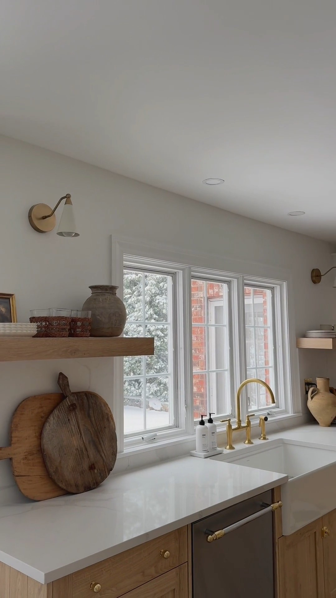 How I styled my kitchen one it was renovated!

Kitchen decor, home decor, kitchen counter tops, interior design, home renovations, minimalist decor, neutral decor

#LTKHome