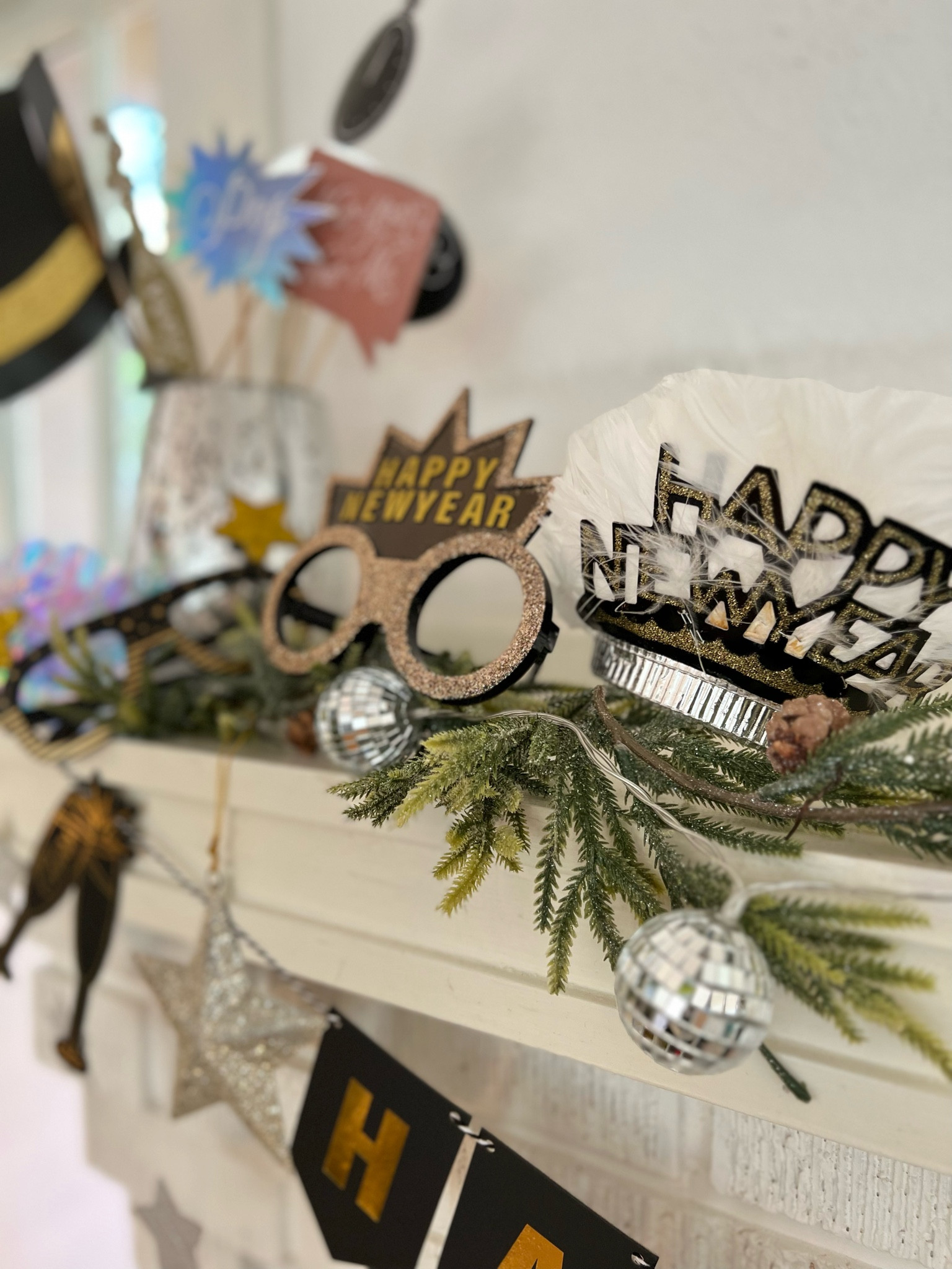 Out with the stockings, in with the sparkle! ✨✨

Linked the cutest disco ball lights for your NYE celebrations! 


#LTKhome #LTKSeasonal #LTKHoliday