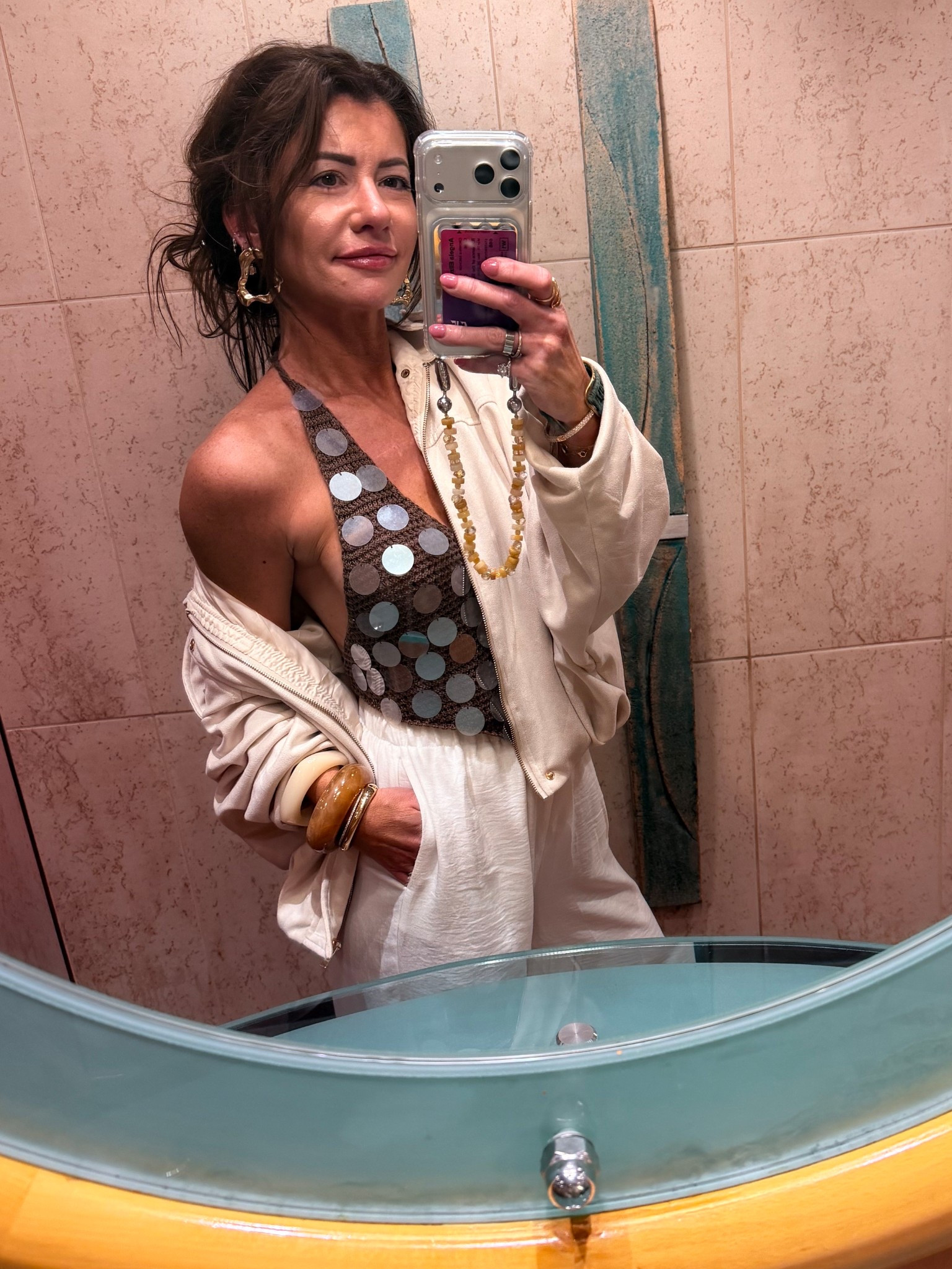 This entire look is all @amazonfindsandfashion proof that purchasing clothes on Amazon IS GOOD! 

Top is M and pants are XS and run long.

#LTKootd #LTKFestival #LTKOver40