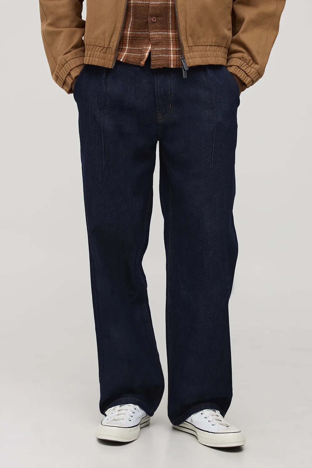 Relaxed Fit Pleat Front Indigo Jeans | boohooMAN (US & Canada)