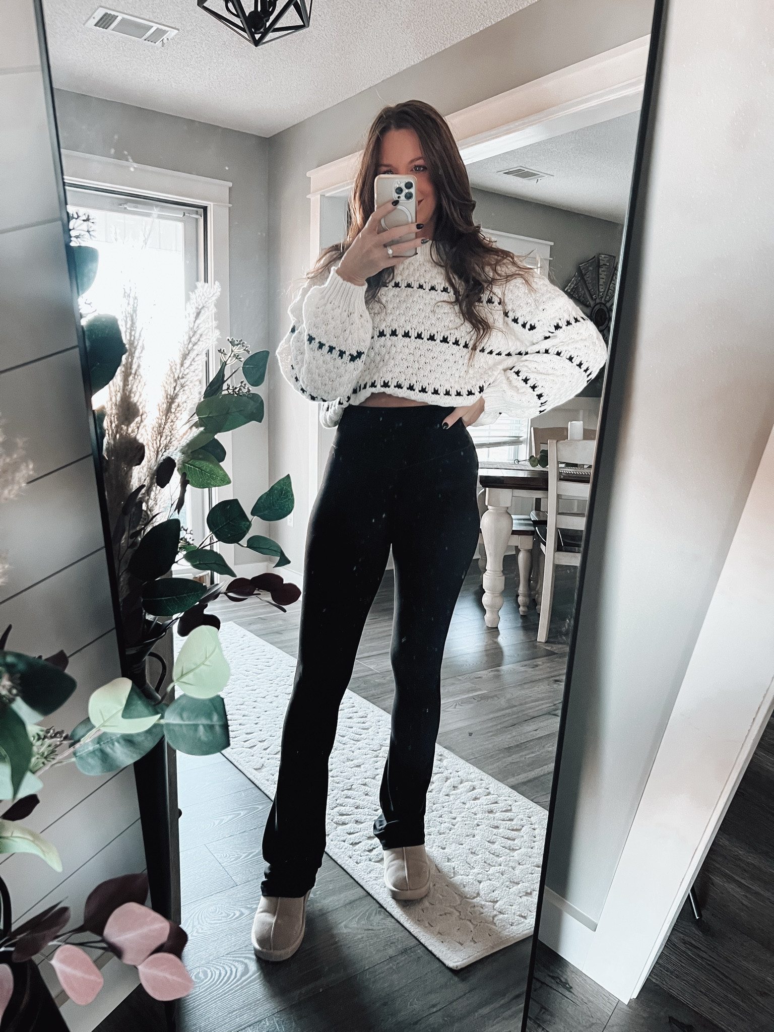 Black & White NYE outfit that is comfy but could be dressed up or down! 🤍🖤

CHEERS to 2025! ✨



#LTKWatchNow #LTKFindsUnder50 #LTKParties