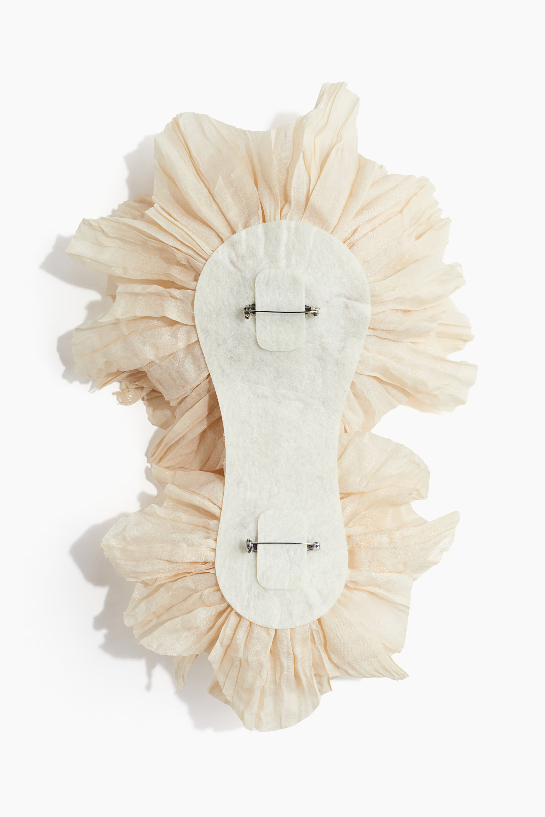 Large flower brooch | H&M (UK, MY, IN, SG, PH, TW, HK)