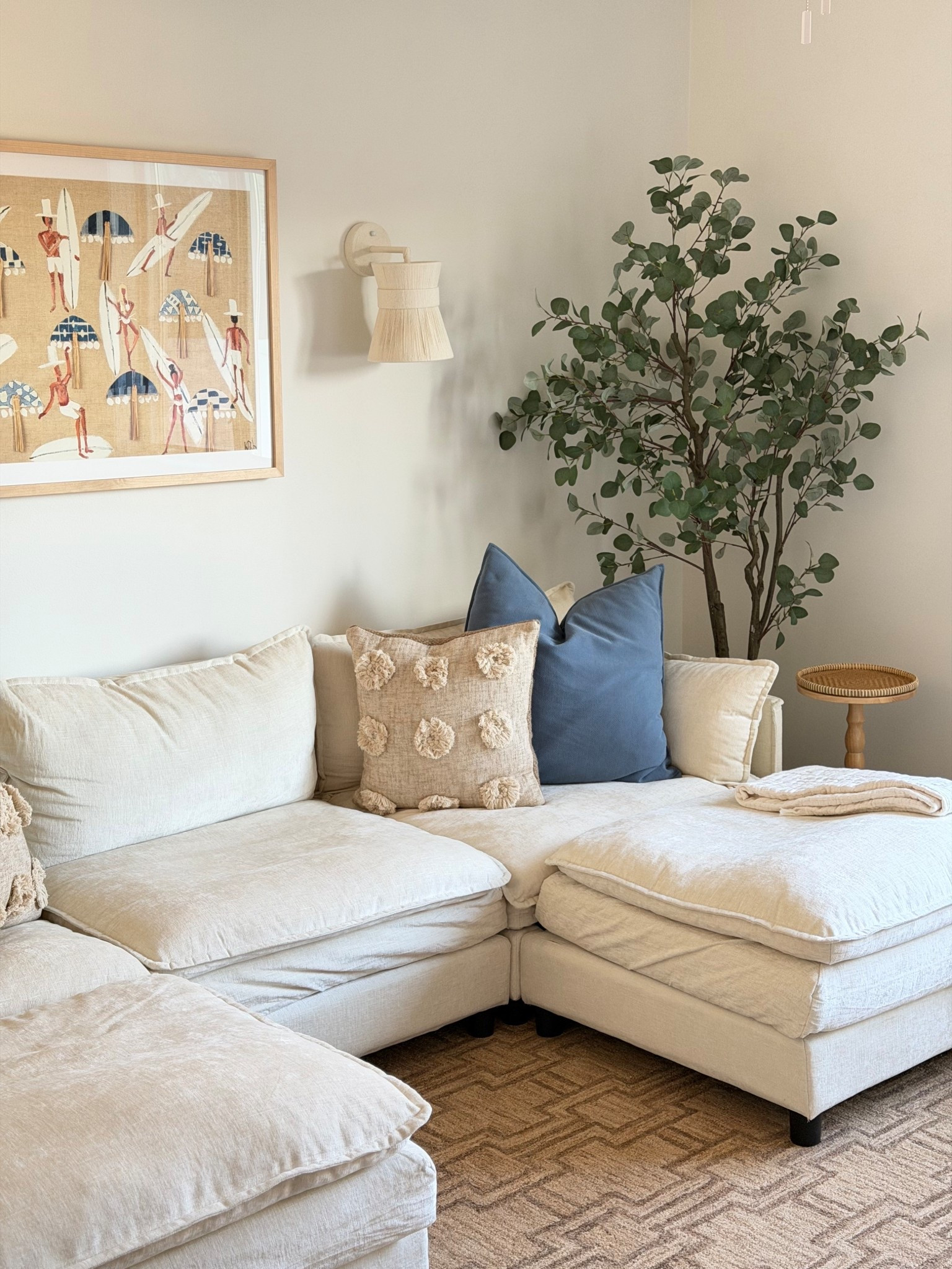 Amazon couch ! 
Amazon Living room decor 

#LTKHome