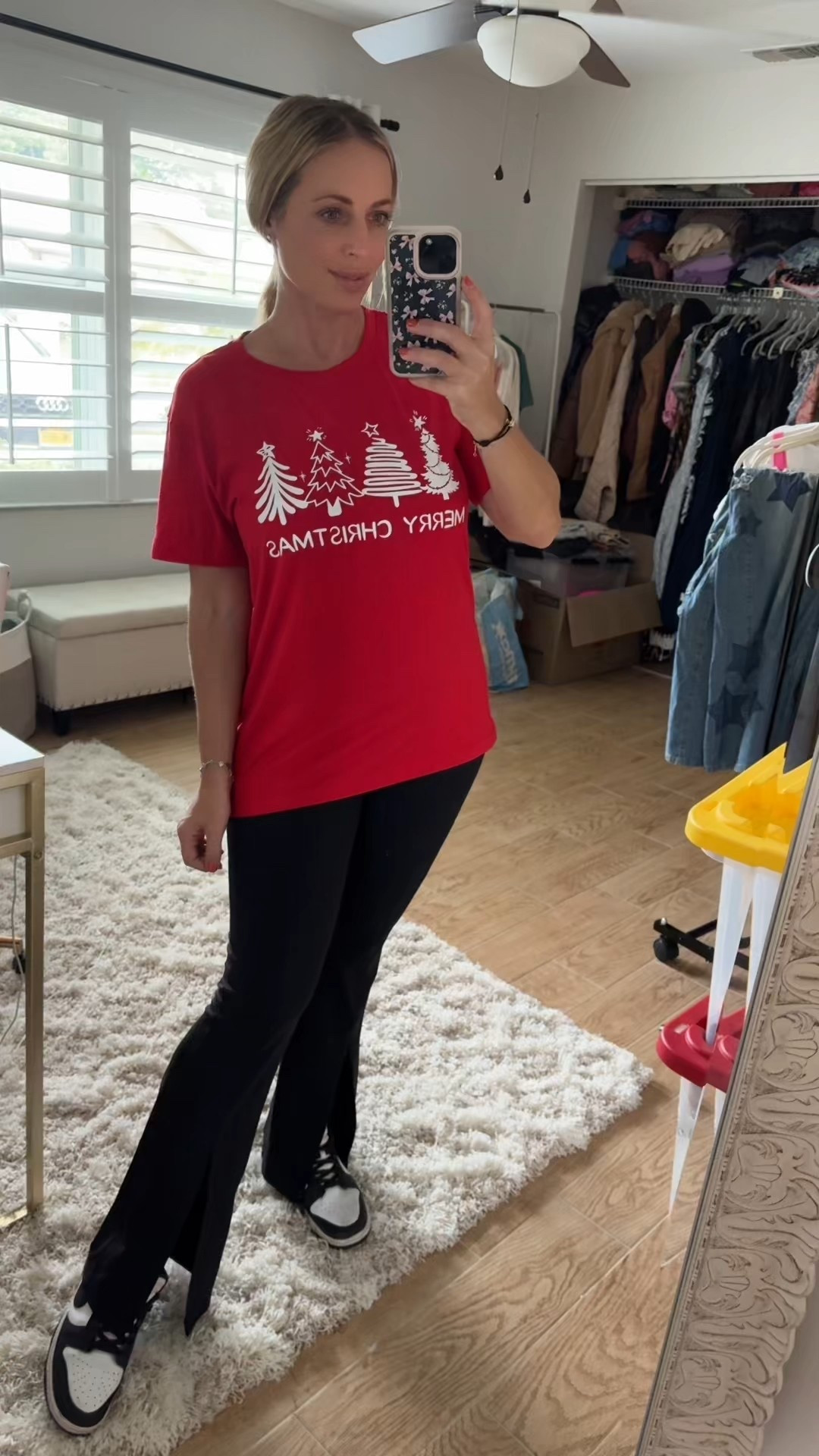 Holiday outfit 



#LTKHoliday #LTKFindsUnder50 #LTKootd