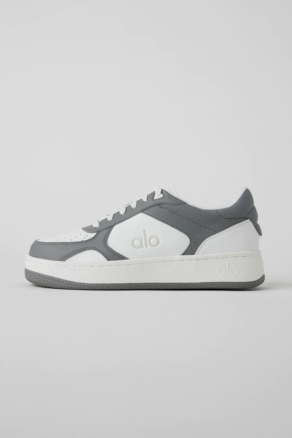 ALO Recovery Mode Sneaker in Grey/White, Size: 9.5M/11W | Alo Yoga (US)