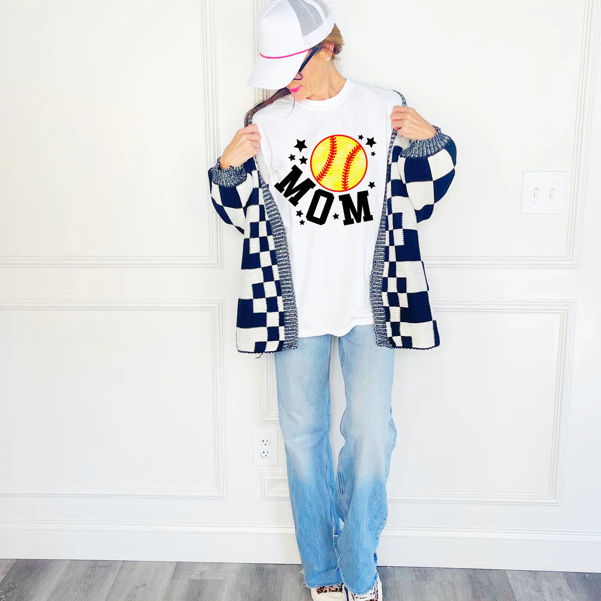 Softball Mom Tee | Poppy & Pine