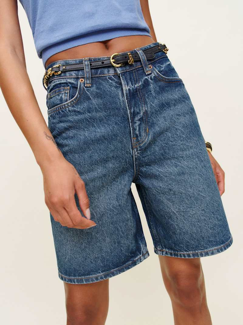 Hale High Rise 8” Jean Shorts | Reformation (Global)