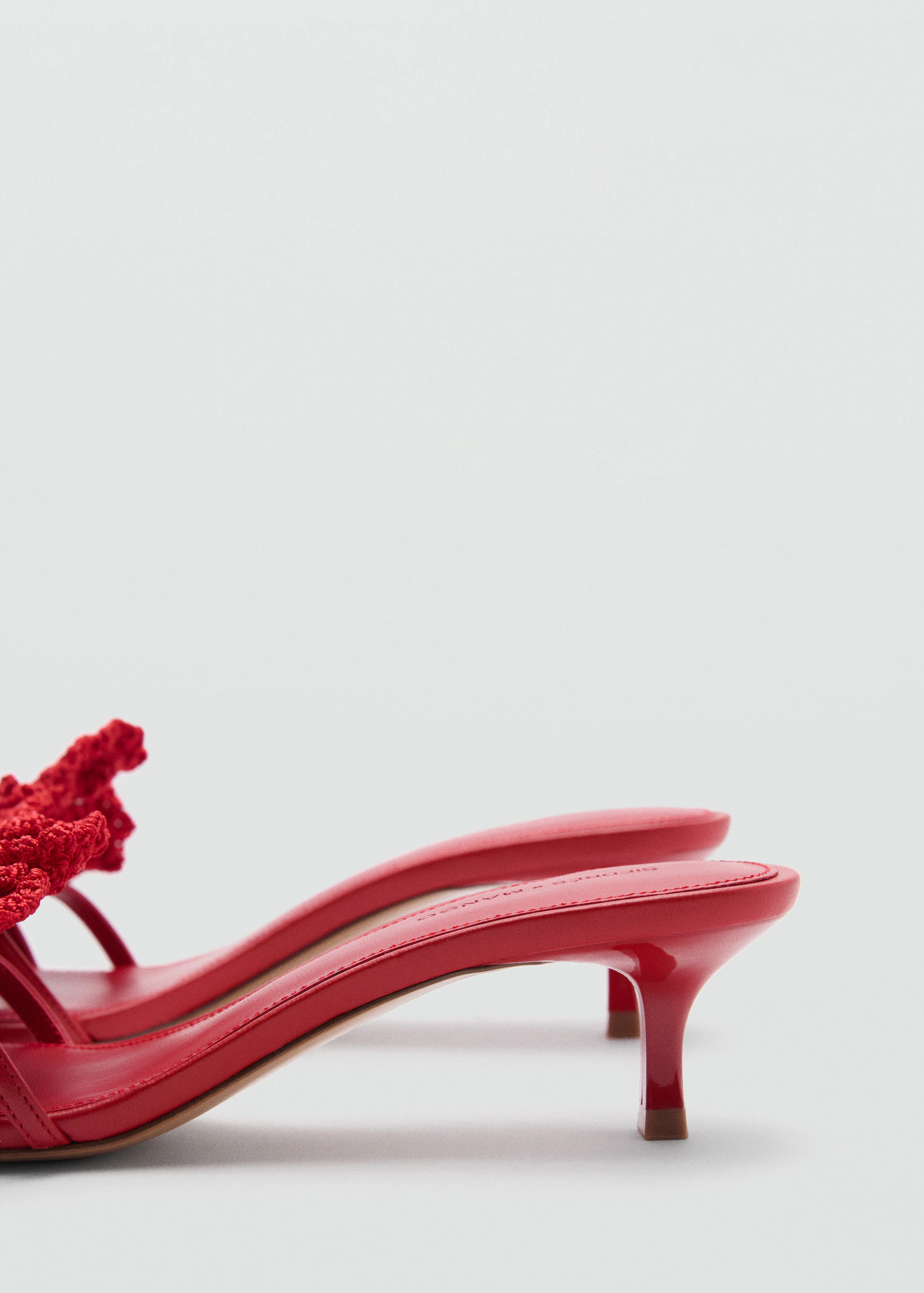 Leather sandal with flower heel | MANGO (US)