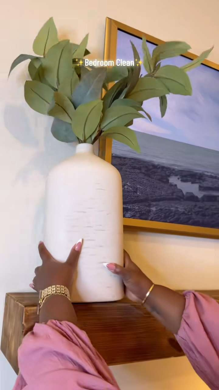 My bedroom needed some TLC! 🧽🫧✨Reset/Clean my bedroom with me! #clean #CleanTok #cleanhome #organization #organizedhome #restock #refill #momtok #sahm #asmr #restock #CleaningHack #cleaningtips #cleaningmotivation #cleanwithme #speedclean #deepclean 

 

#LTKHome #LTKFindsUnder100 #LTKBeauty