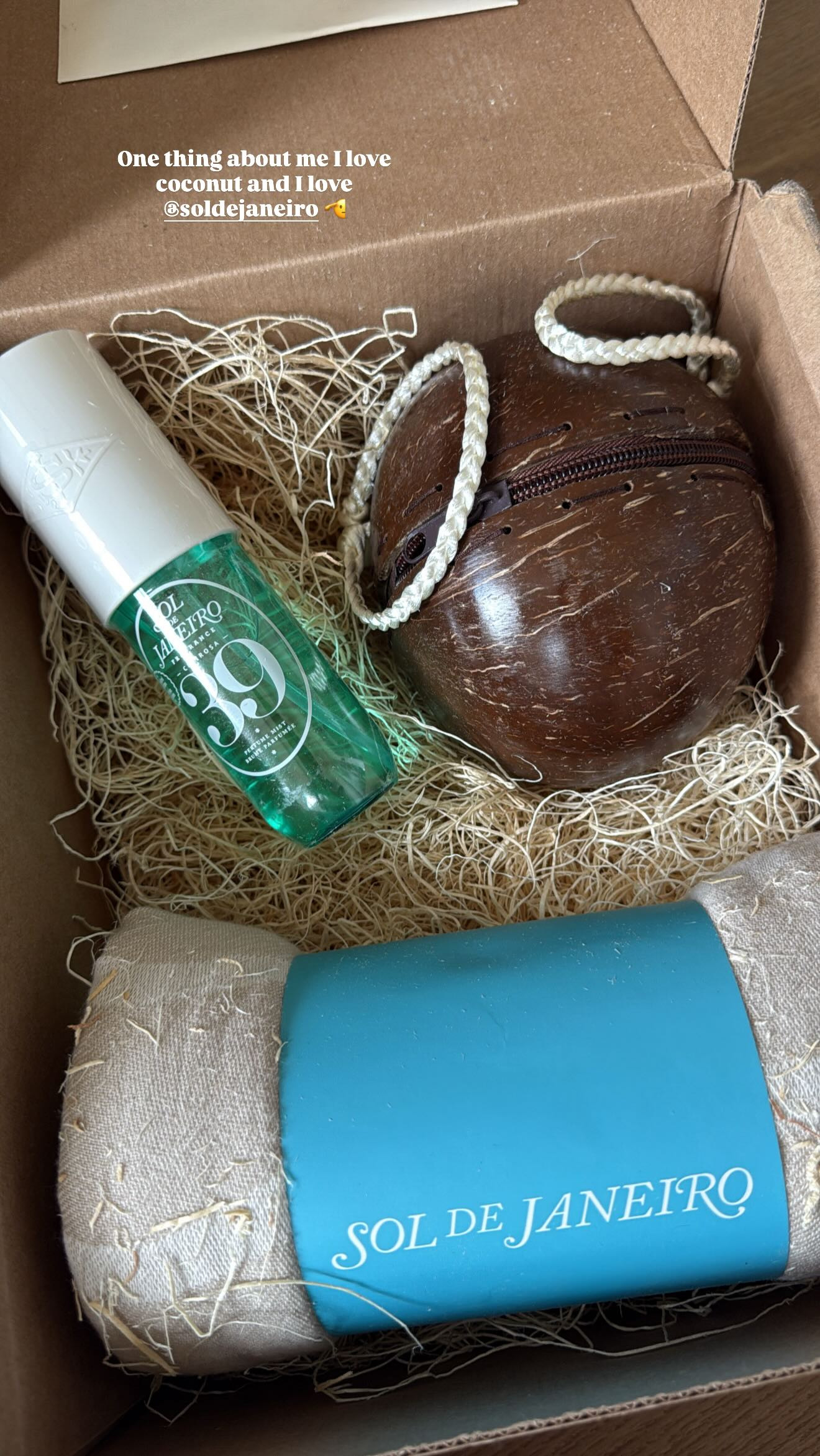   

 #LTKSeasonal #LTKFindsUnder50 #LTKBeauty