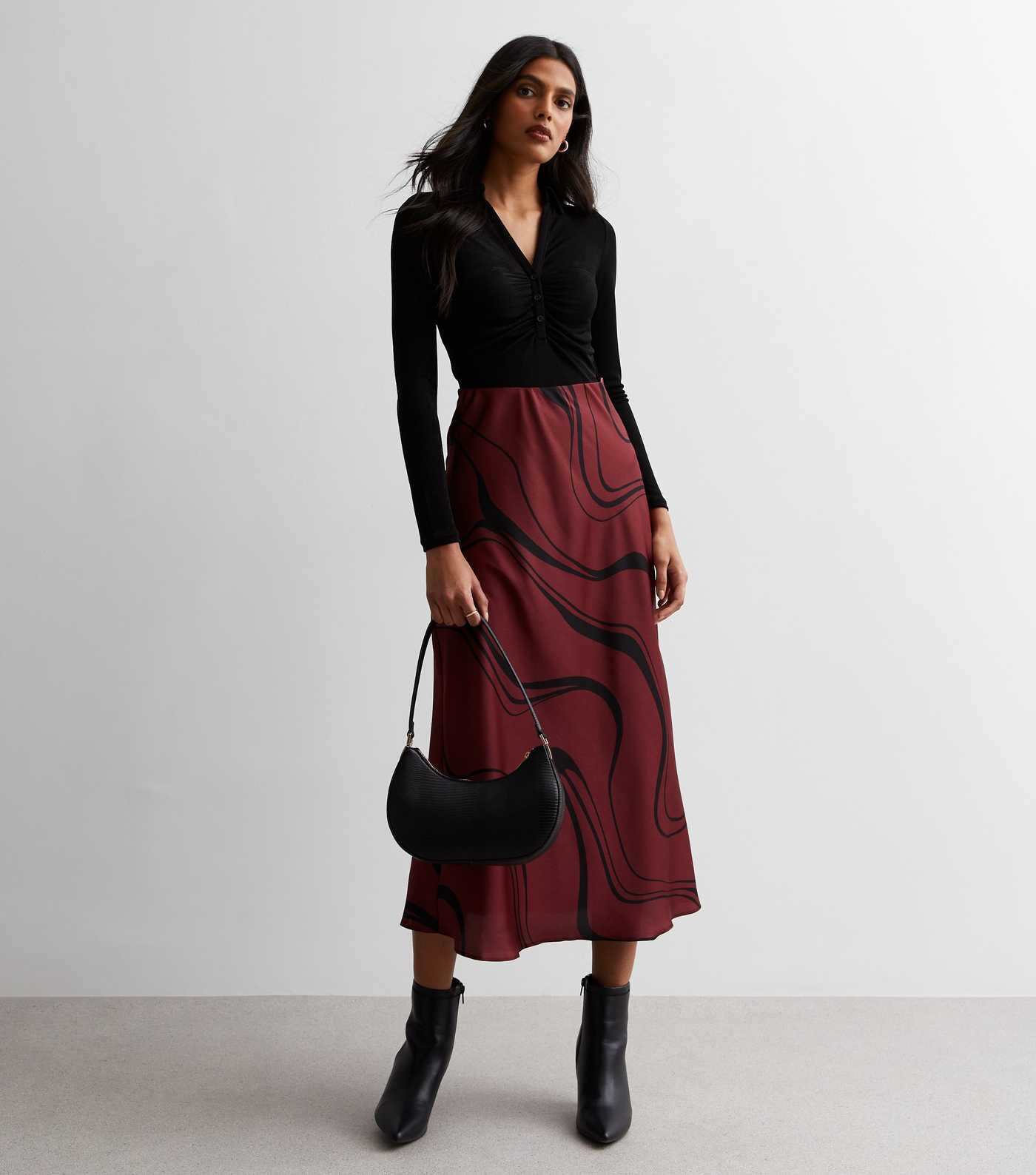 Red Swirl Satin Bias Cut Midaxi Skirt | New Look | New Look (UK)