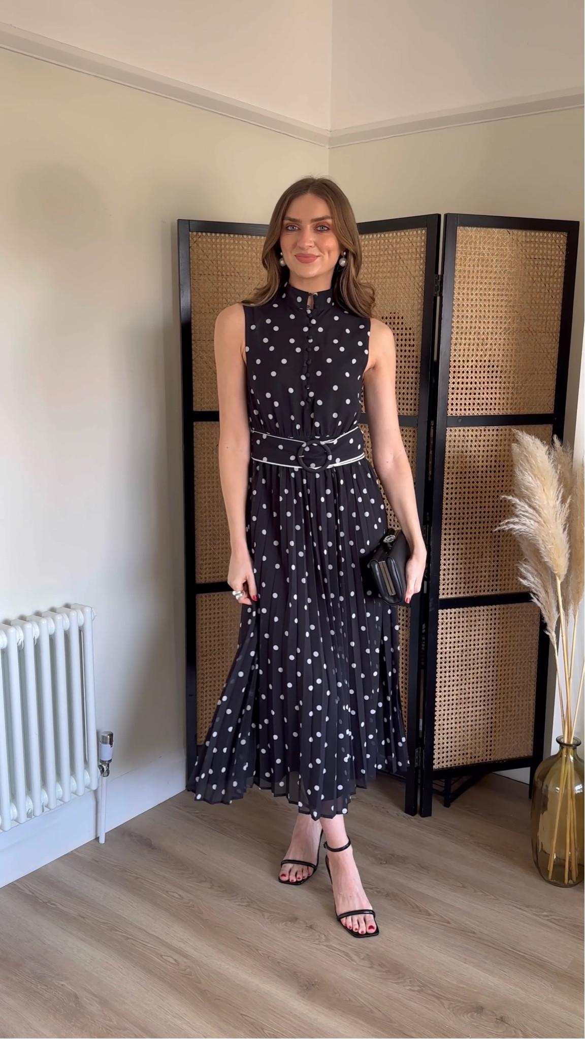 Karen Millen Occasion-wear Dresses

Wearing…

A size 8 in the Karen Millen Pleated Contrast Georgette Spot Woven Maxi Dress
True to size
I’m 5 ft 6 for an idea of the length 


Black barely there heels

Black leather evening clutch bag 

& Other Stories silver and pearl earrings



Races outfit idea
Cheltenham Races outfit
Wedding guest outfit
Occasion-wear 
Navy outfit 
Formal outfit 

#LTKGala #LTKSeasonal #LTKwedding