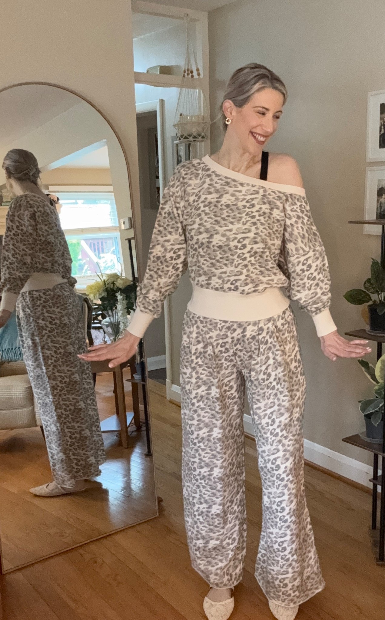 Maybe I’m officially a leopard print girly?! AND OH MY GOSH, THIS BRA HAS LIKE A SLIGHT PUSH-UP EFFECT AND HOLDS IN my 🍒’s so good! ￼

#LTKxAerie #LTKTall