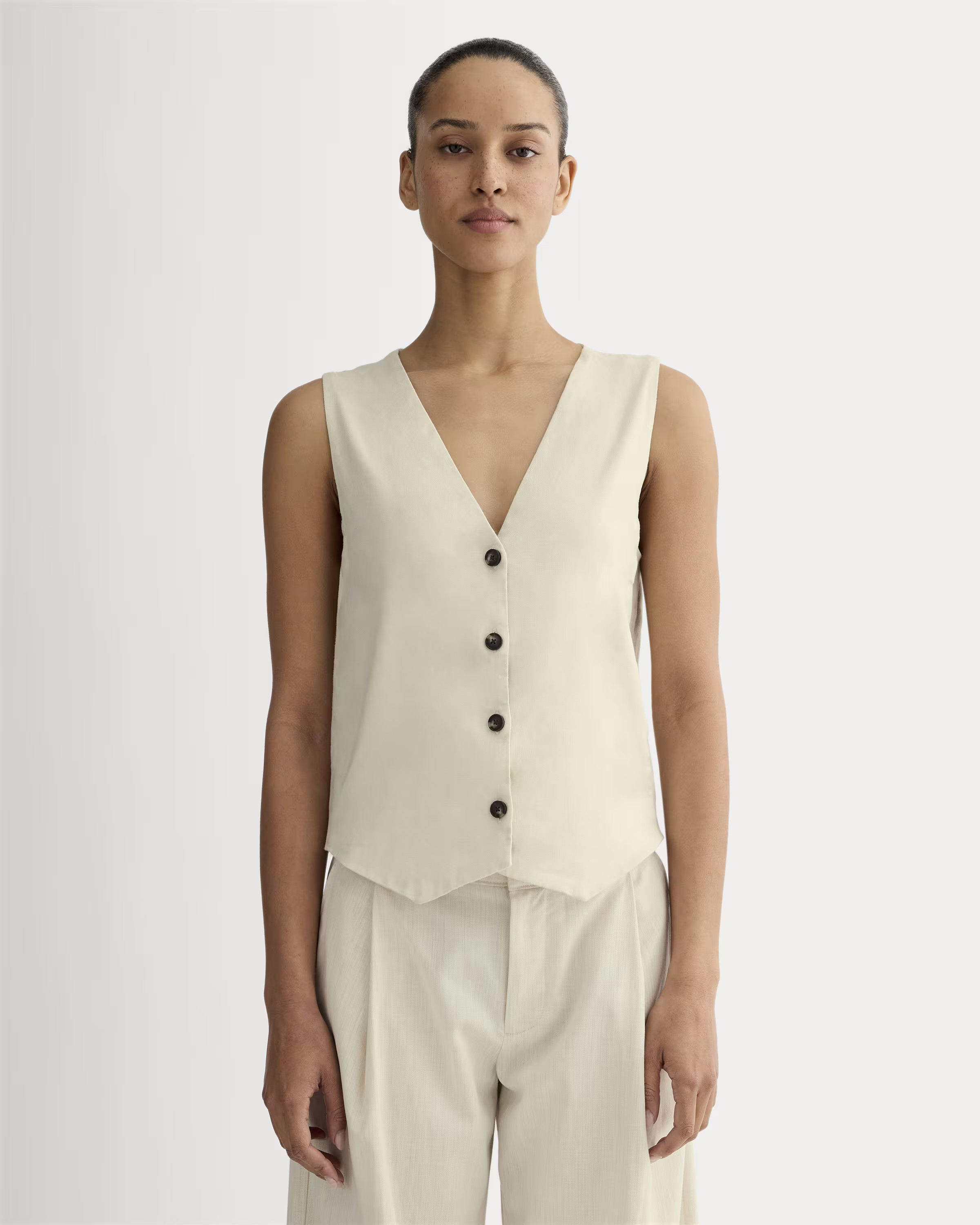 The Vest in Stretch Linen | Everlane