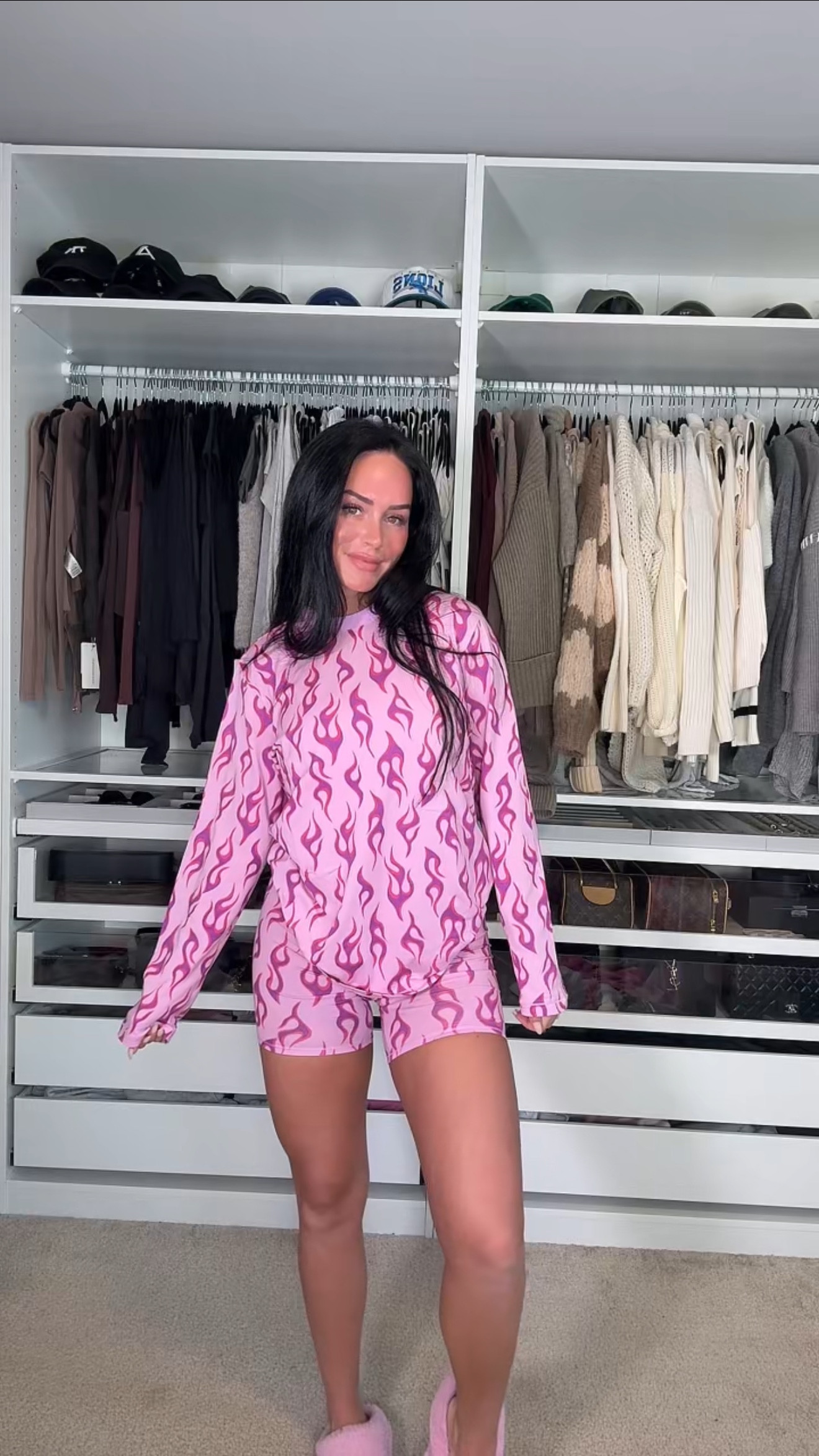 Keep or return!? I’m wearing a size small 

#LTKWatchNow #LTKU #LTKStyleTip