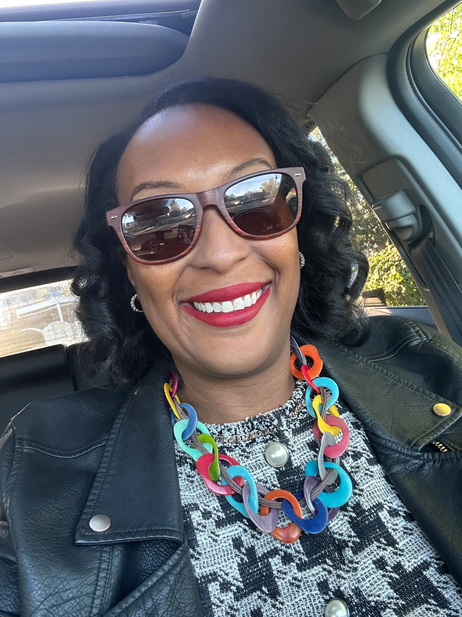 Sunglasses | necklace | red lipstick | leather jacket 

#LTKBeauty #LTKFindsUnder50 #LTKOver40