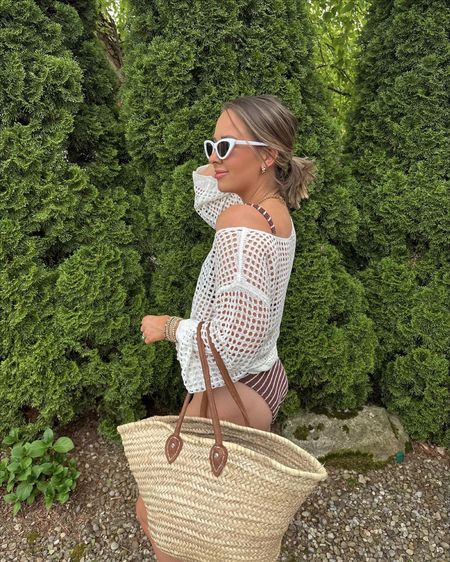 Yesterdays pool look🤎 amazon crochet top — linked here! Also grabbed a skirt and love. Will share both!

Abercrombie swim, Abercrombie style, crochet coverup, crochet finds 

#LTKunder50 #LTKSeasonal #LTKFind