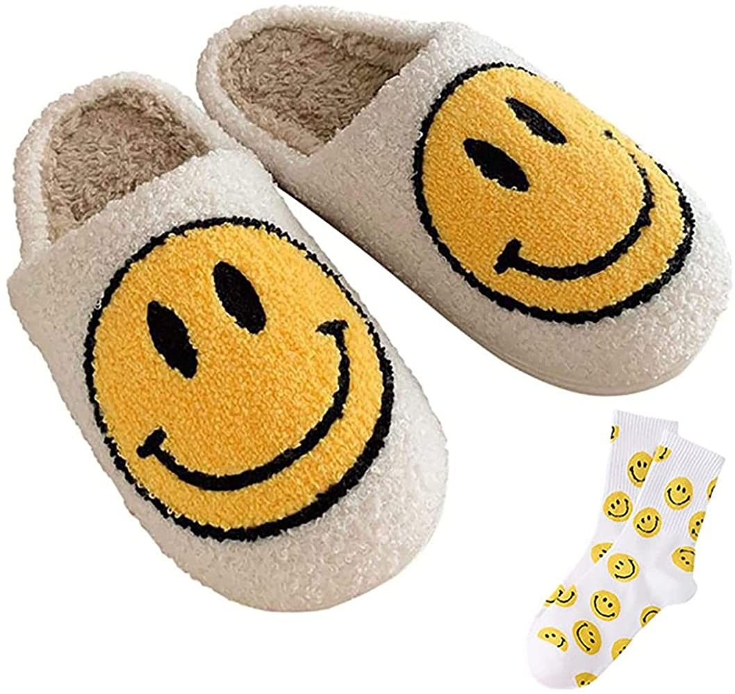 Amazon.com | Men Women Retro round smiley face fashion soft plush comfy warm slip-on slippers (Bl... | Amazon (US)