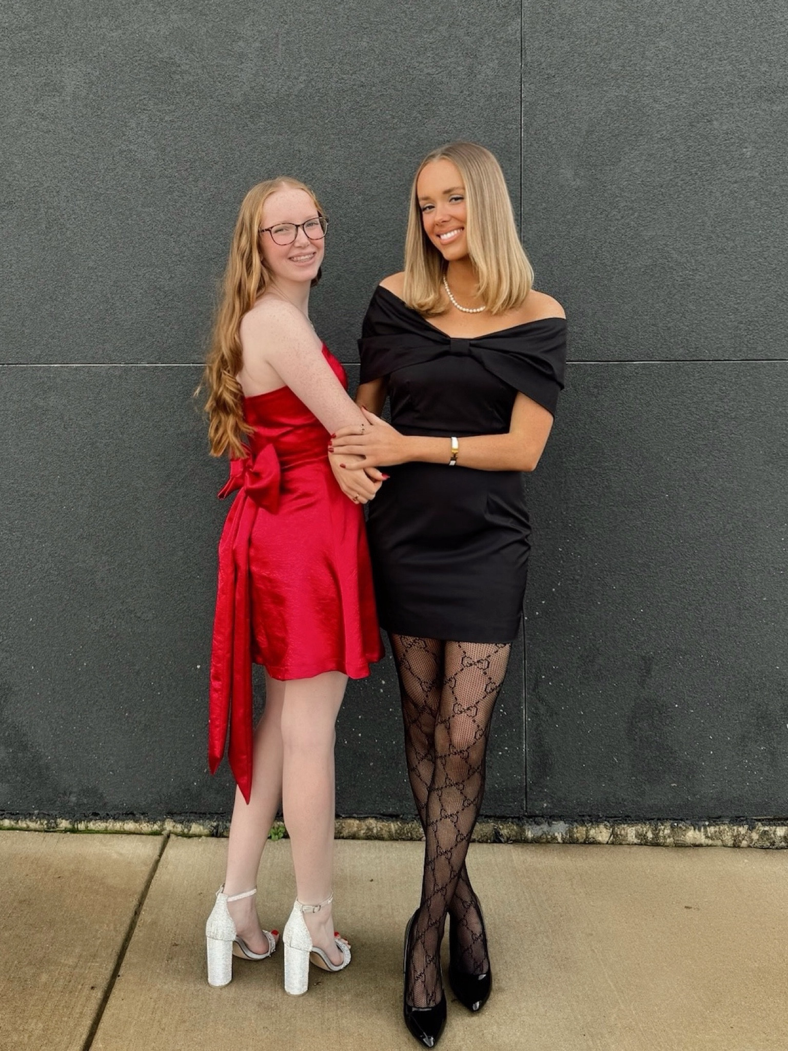 Christmas Eve Outfit Details ✨
#LTKfashion #LTKevents 

DISCLAIMER: some links are not exactly the same as the picture, but are look a-likes !!!! 