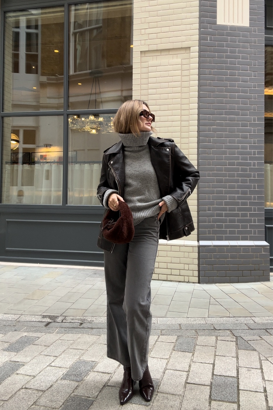 Winter laying outfit for the colder days we are having in London 

#LTKfindsunder50 #LTKMostLoved #LTKSeasonal