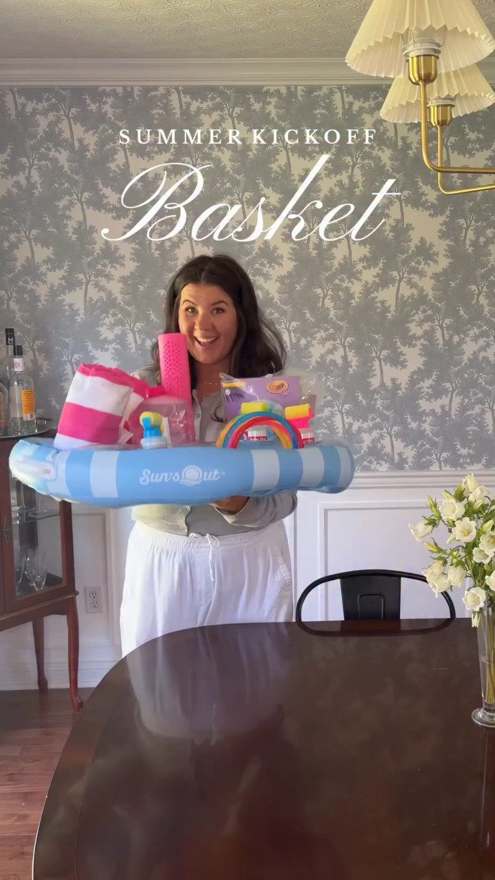 A little fun to kick off summer! 

Comment SHOP & I’ll send you the links to everything!

.
.
.
#summerkickoff #summerkickoffbasket #endofschoolyear #funmom #walmartfinds