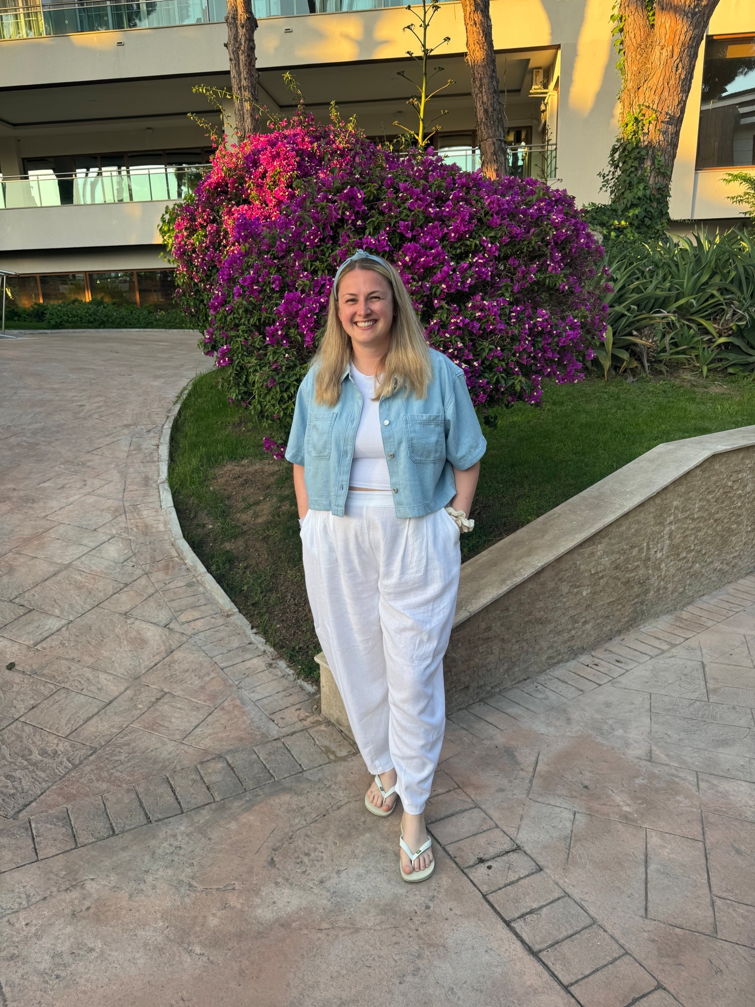 All white party (with a little blue) 🌸🌺

#LTKsummer #LTKspring #LTKcurves