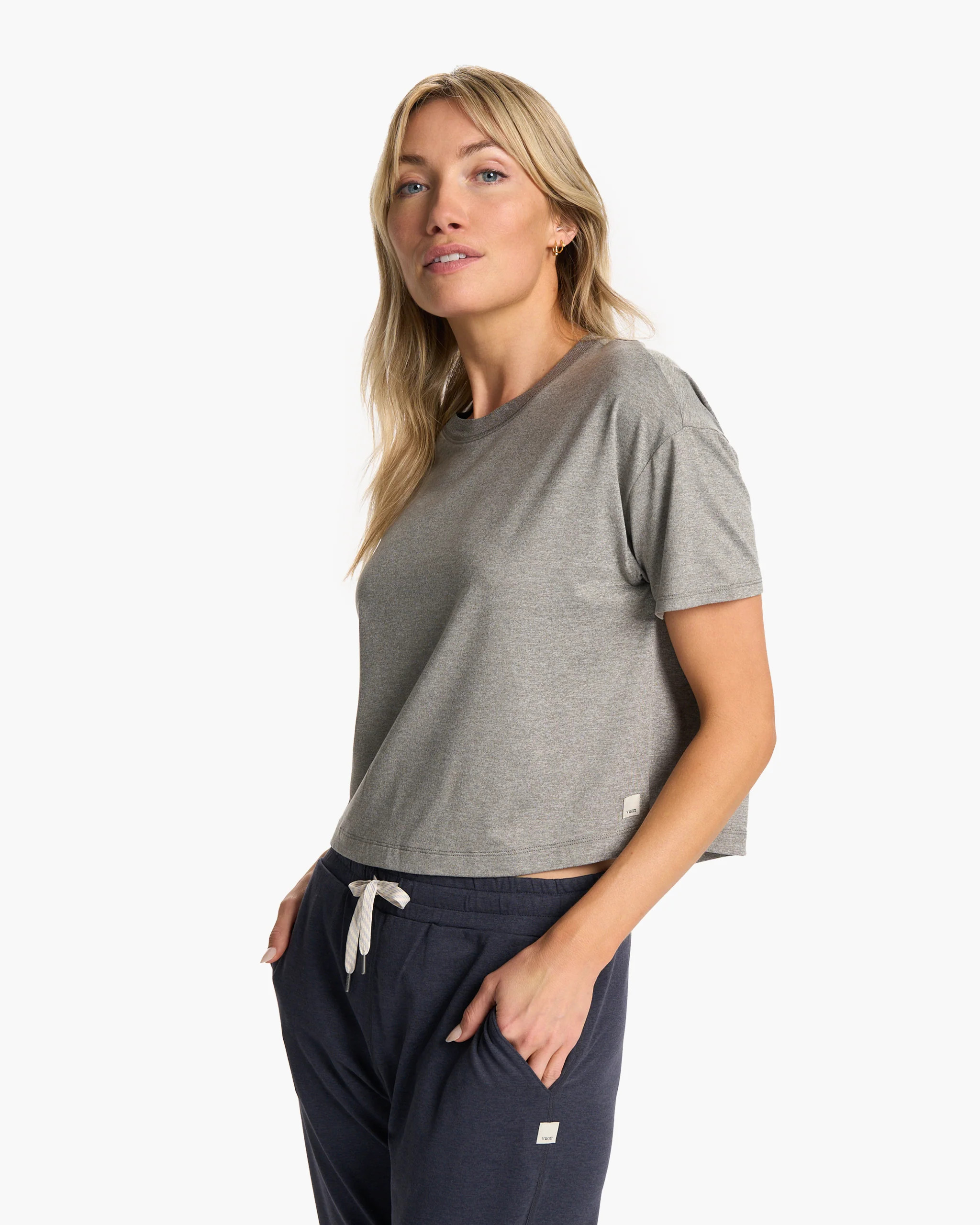 Energy Tee | Women's Heather Grey Oversized Tee | Vuori | Vuori Clothing (US & Canada)