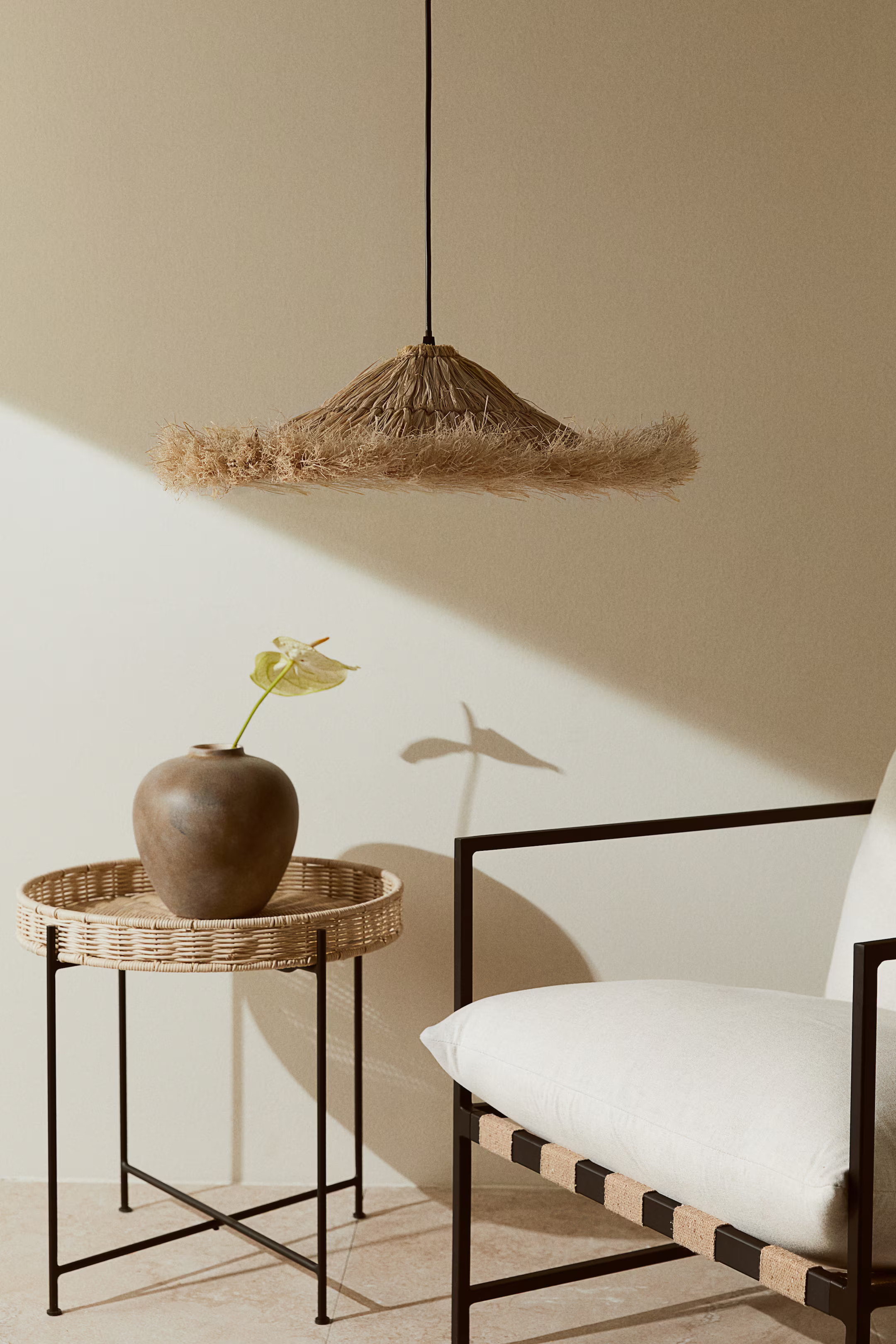 Straw pendant light | H&M (UK, MY, IN, SG, PH, TW, HK)