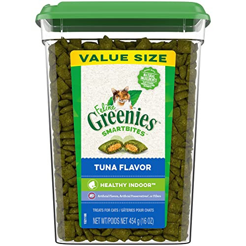 Greenies Feline Smartbites Healthy Indoor Cat Treats, Tuna Flavor, 16 oz. Tub | Amazon (US)