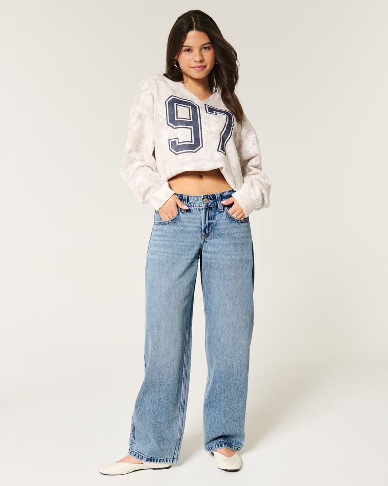 Women's Low-Rise Medium Wash Baggy Jeans | Women's Bottoms | HollisterCo.com | Hollister (US)